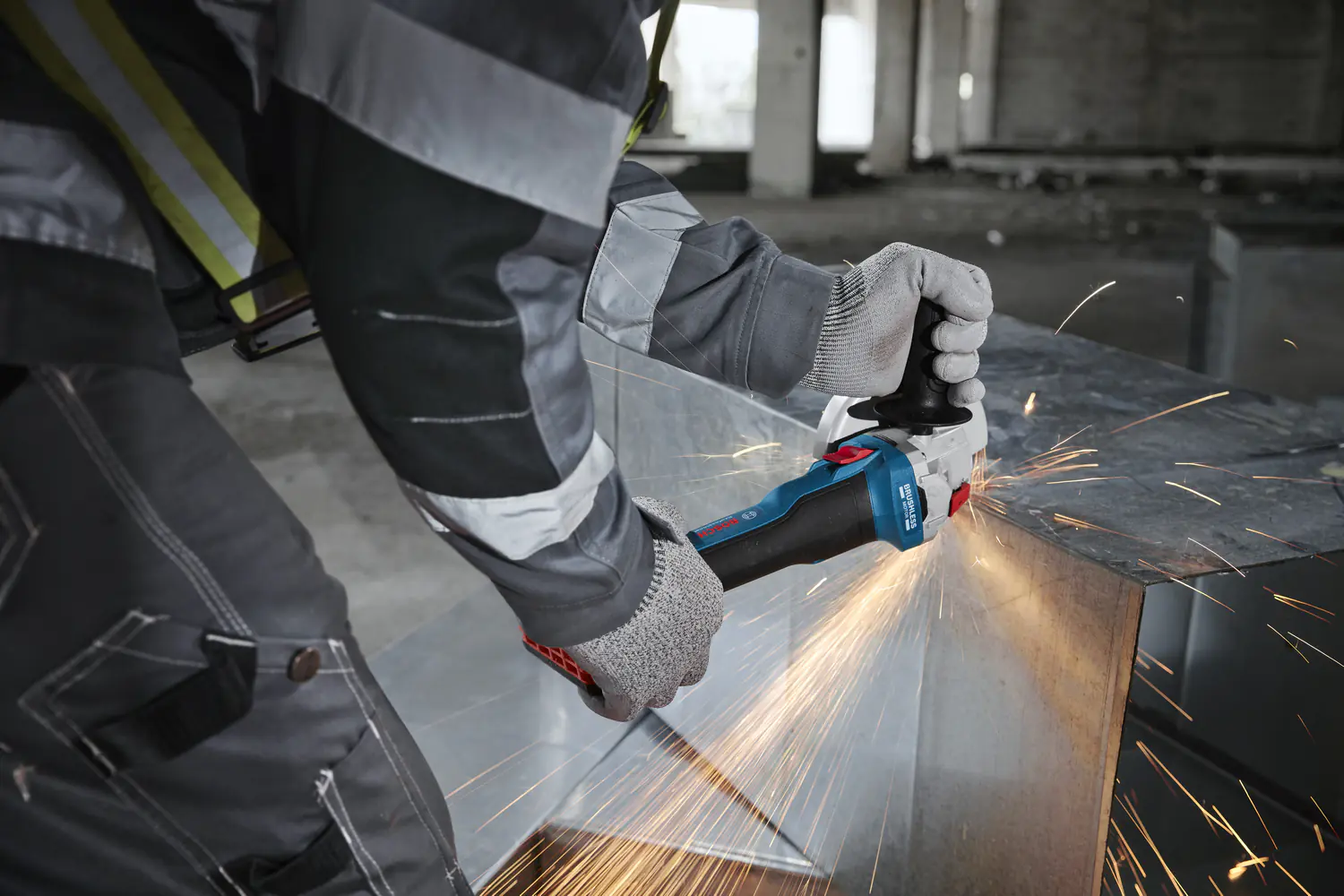 Bosch Professional Akku-Winkelschleifer GWS 18V-8 Solo