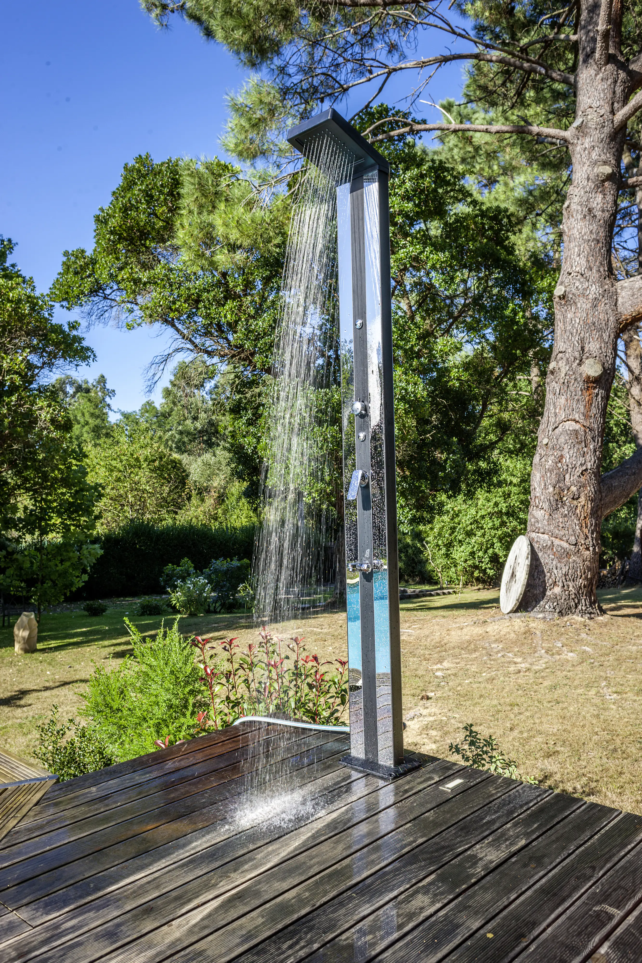 Gre Solardusche Premium 38 Liter Stahl mit Brause und Fuß-Wasserhahn