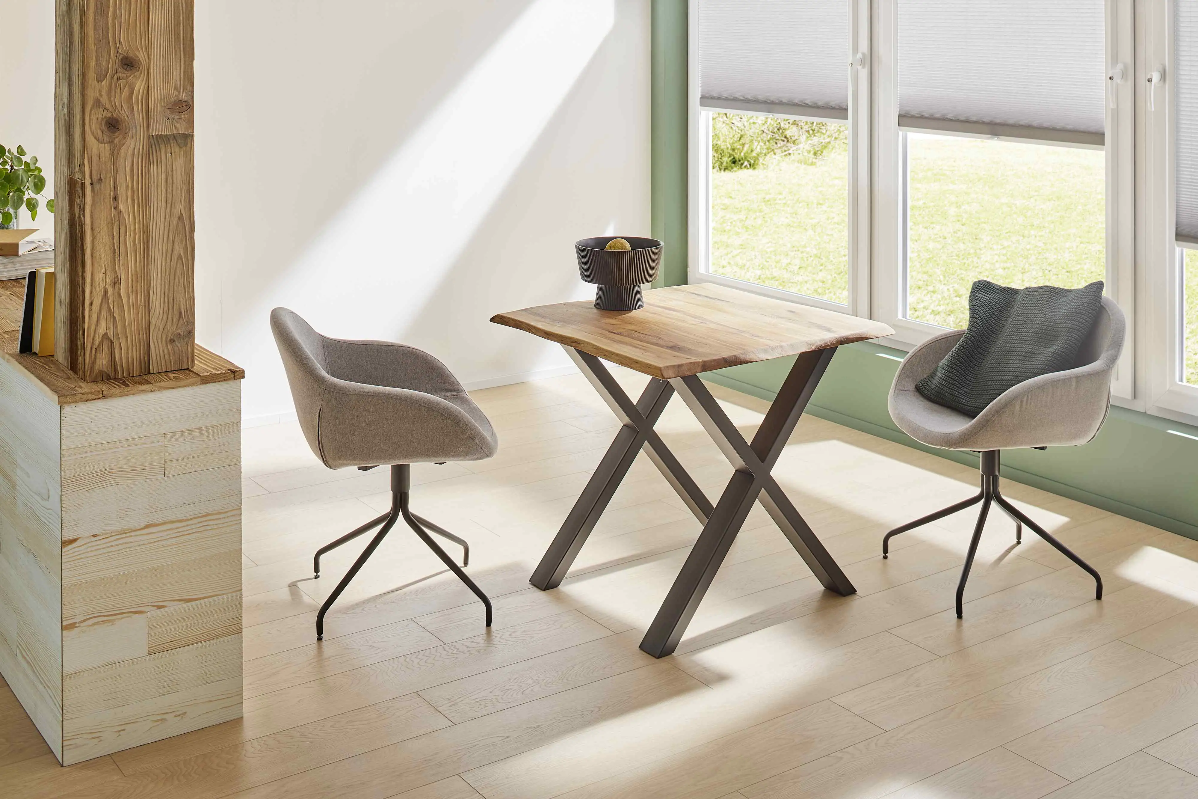 Tischplatte Eiche massiv 80 x 80 cm 26 mm mit natürlicher Kante