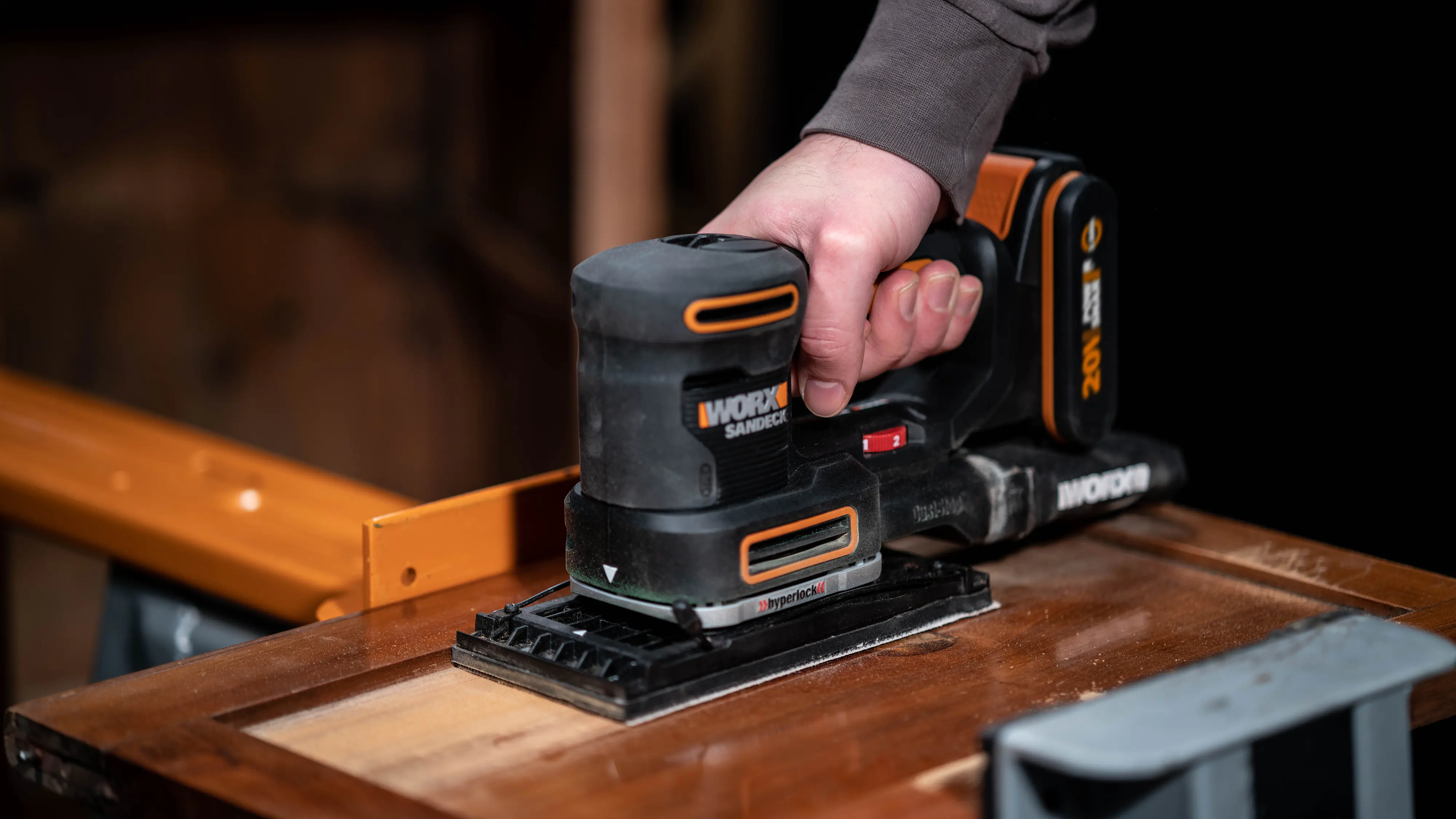 Worx Akku-Multischleifer Sonicrafter WX820 20 V inkl. Akku 2 Ah & Ladegerät