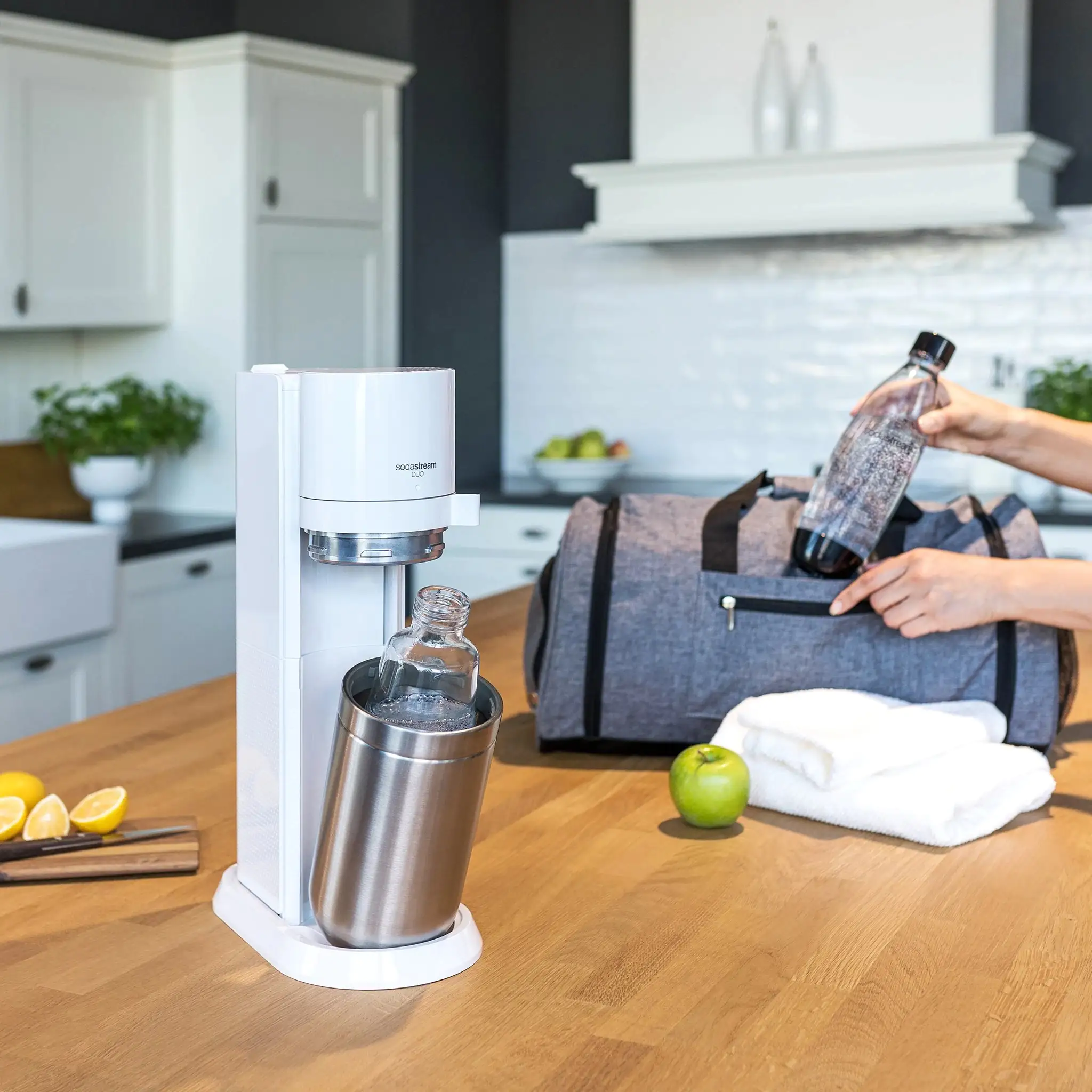 Sodastream Trinkwassersprudler Duo weiß für Glas- und PET-Flasche