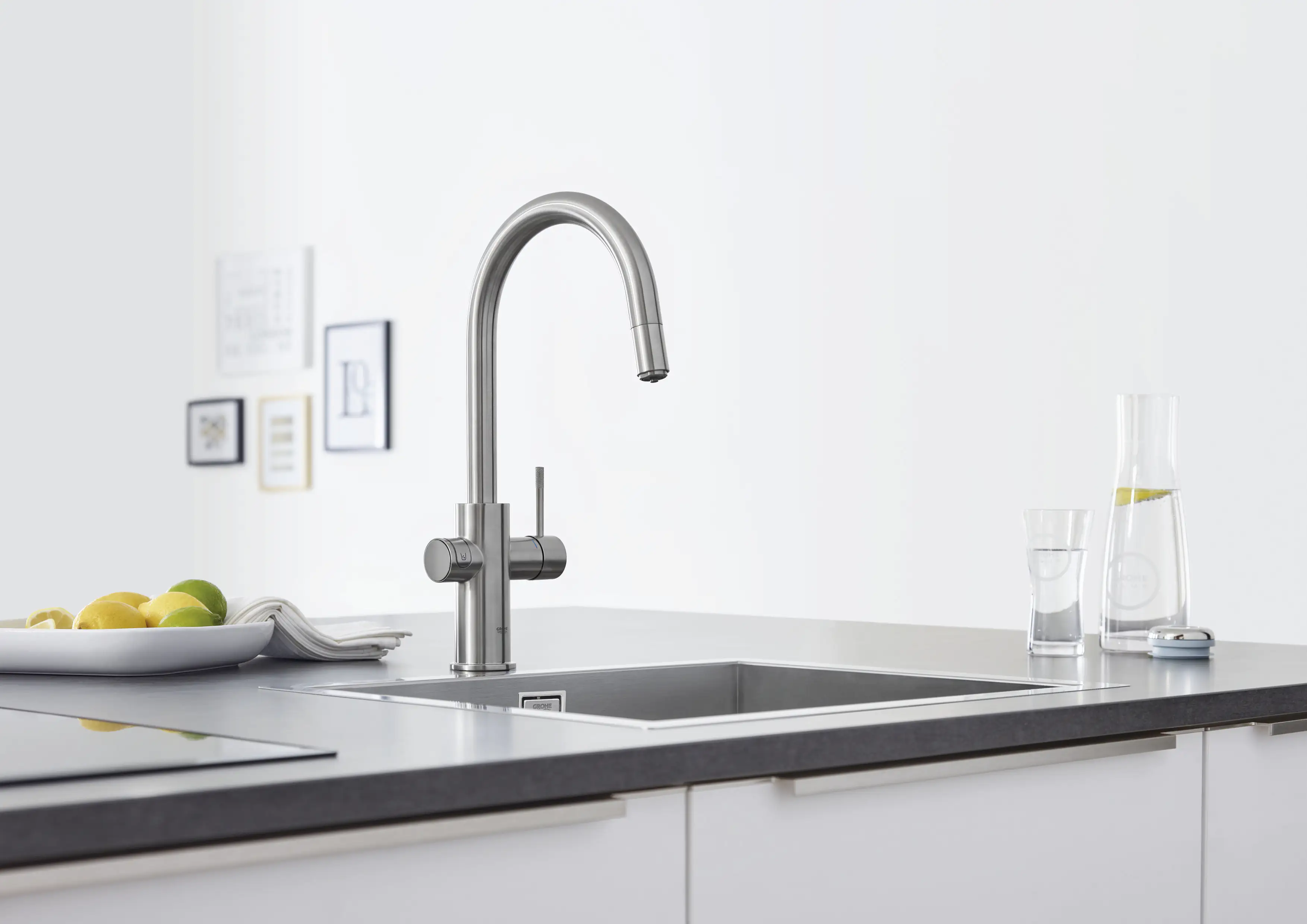 Grohe Blue Home C-Auslauf Starter Kit mit herausziehbarem Mousseurauslauf supersteel