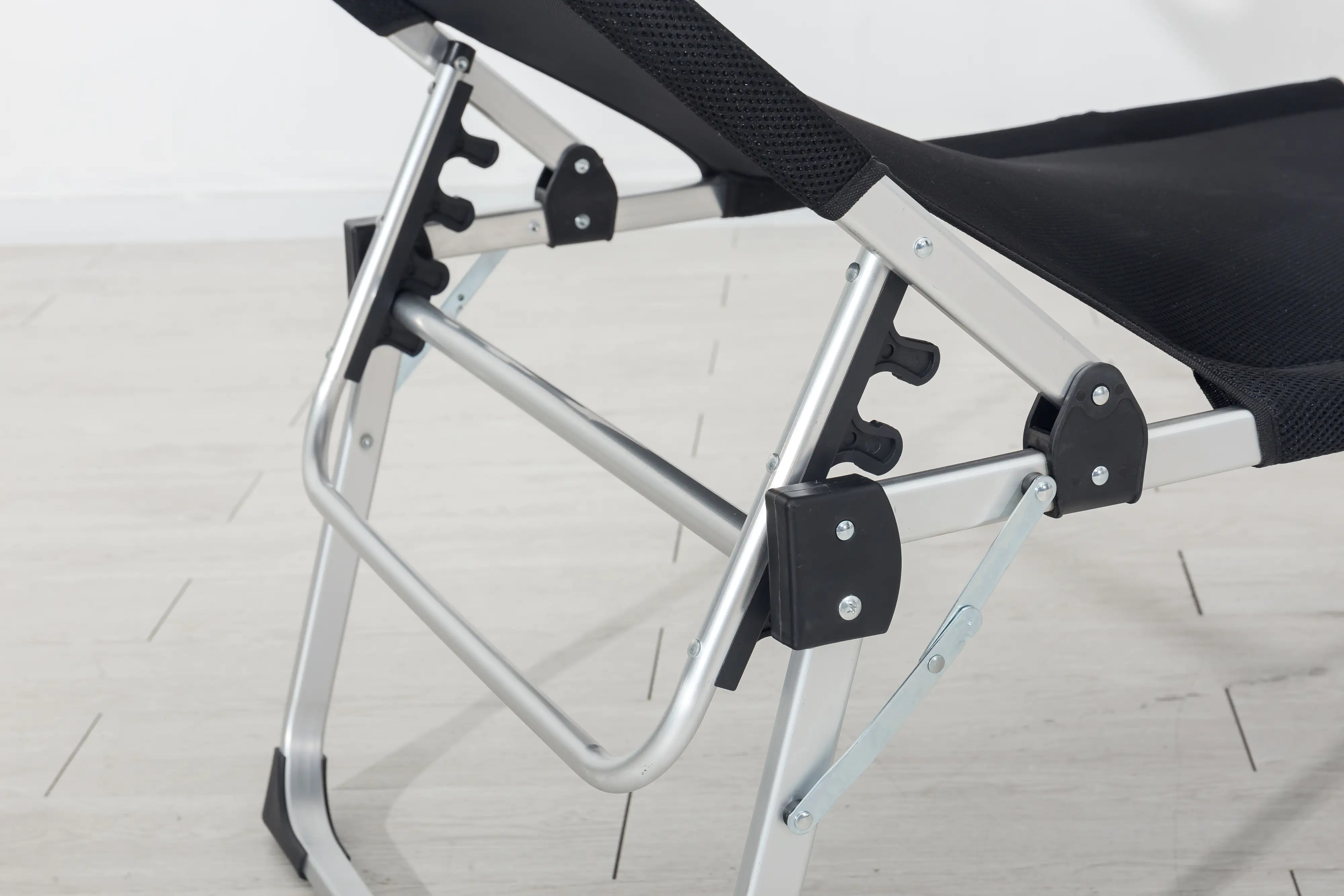 TrendLine Alu-Dreibeinliege De Luxe XL Textilenbespannung, schwarz