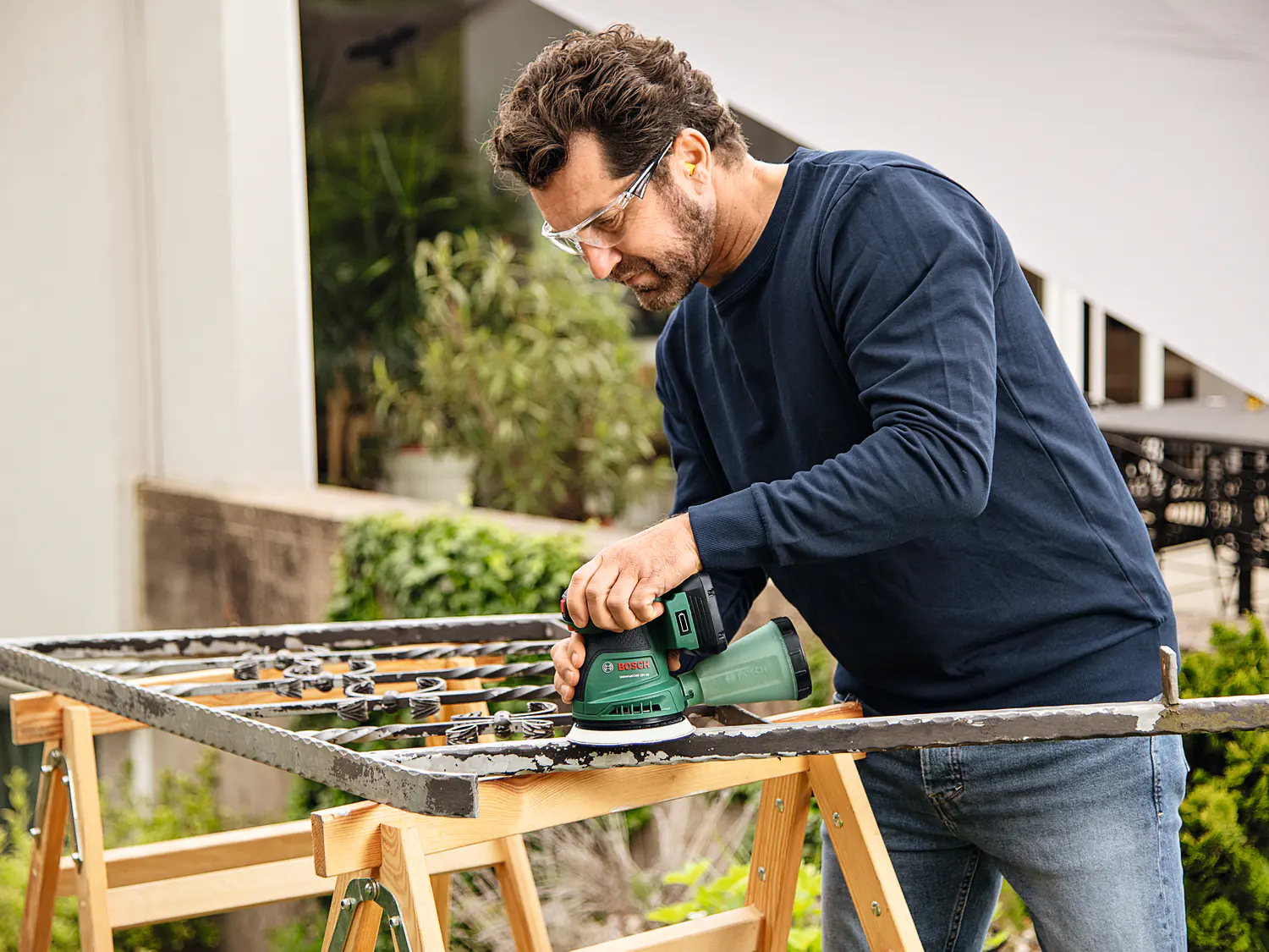 Bosch Akku-Exzenterschleifer UniversalOrbit 18V-20  Solo
