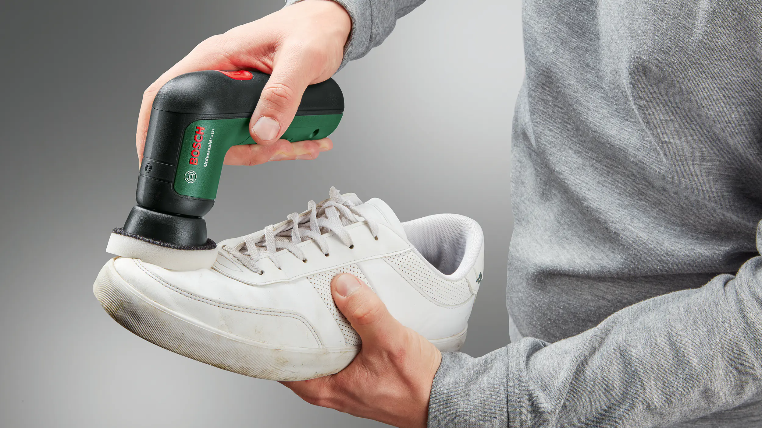 Bosch Reinigungsbürste UniversalBrush Set 3,6V 2,0 Ah