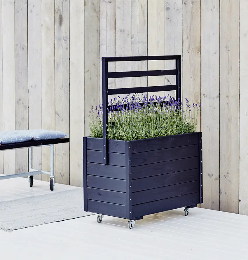 Plus Pflanzkasten mit Spalier und Räder RAL 9005 Schwarz
