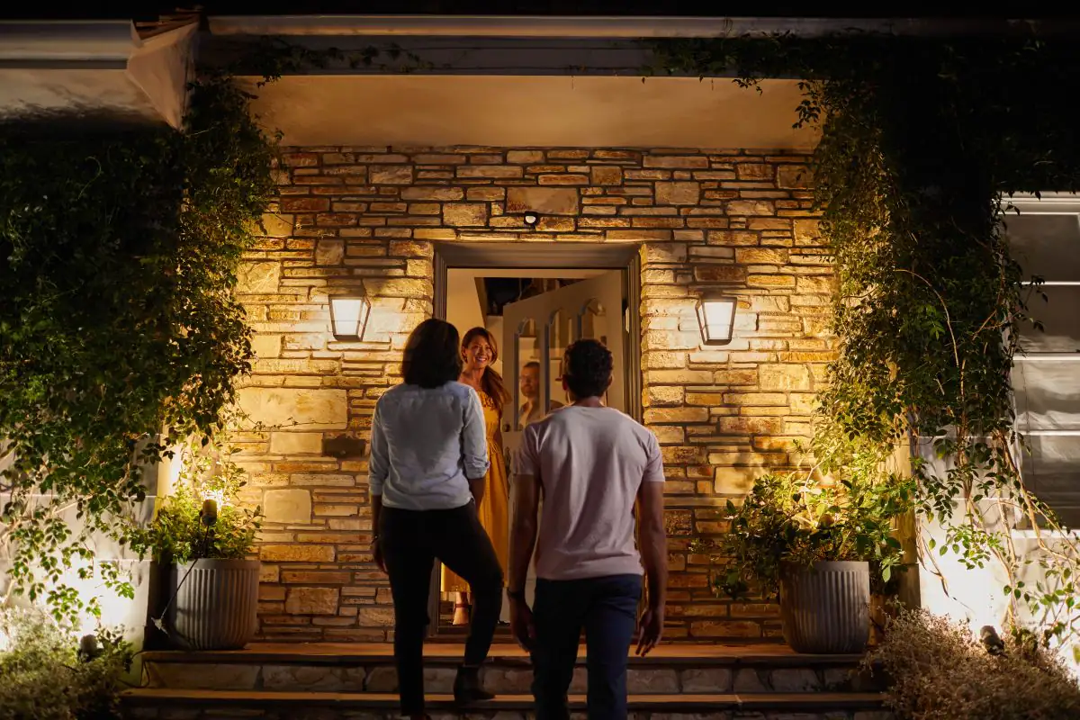 Philips Hue LED Außen-Wandleuchte White & Color Ambiance Econic Down