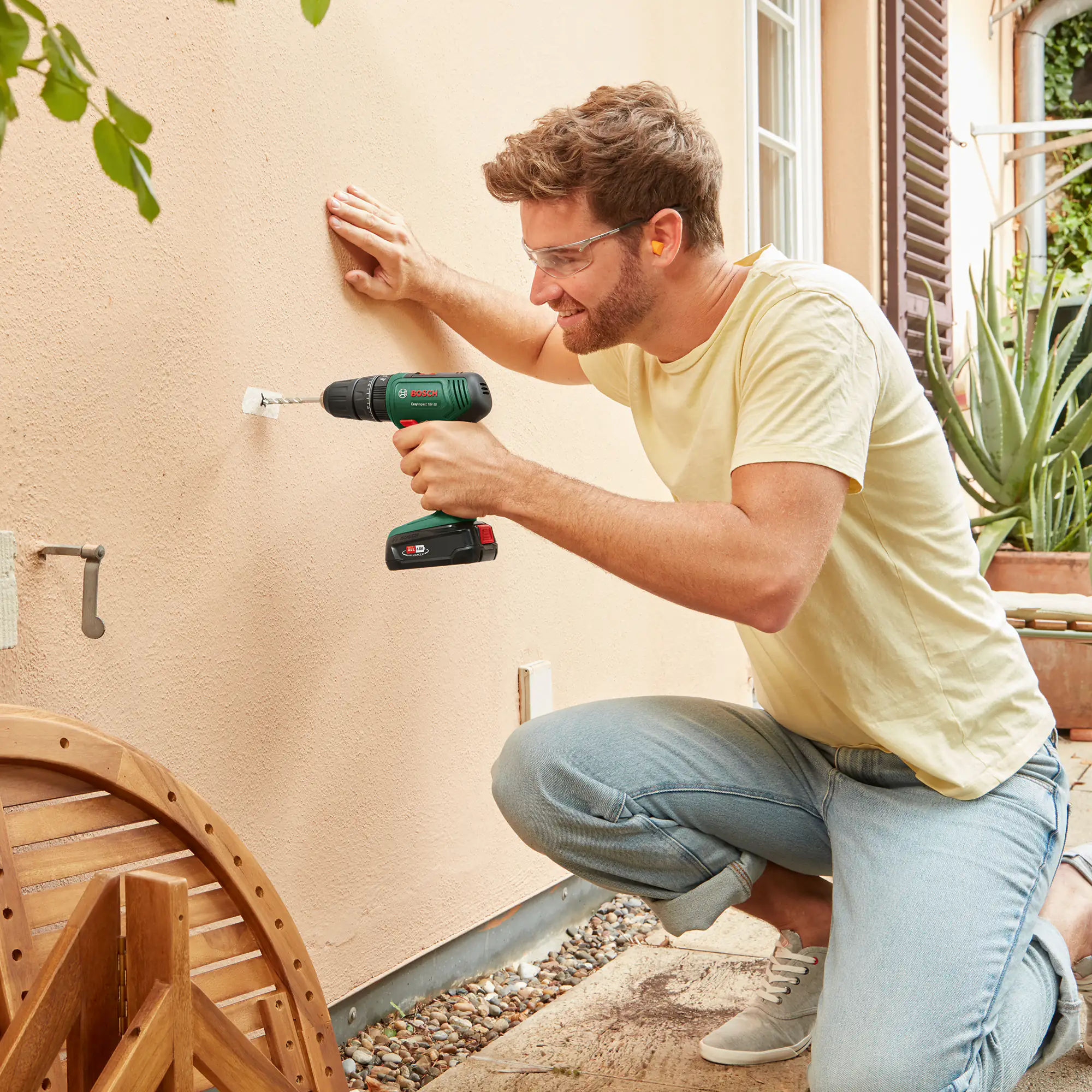 Bosch Akku-Schlagbohrmaschine EasyImpact 18V-38 inkl. Akku und Ladegerät