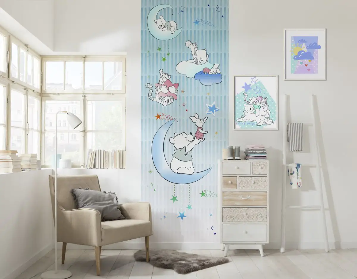 Komar Vlies Fototapete Winnie Pooh Piglet 100 x 280 cm 