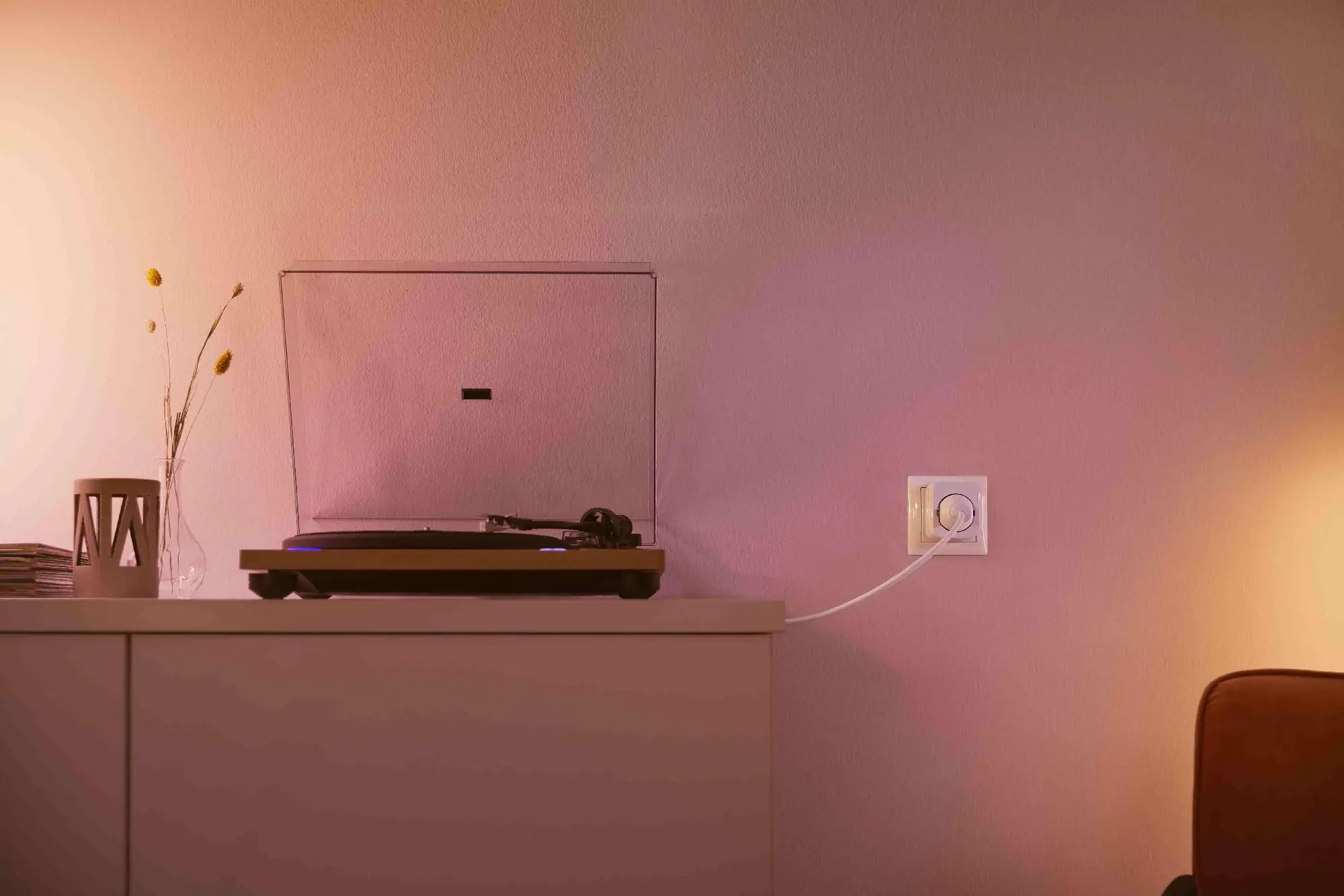 WiZ Steckdose Smart Plug weiß WiZ Connected