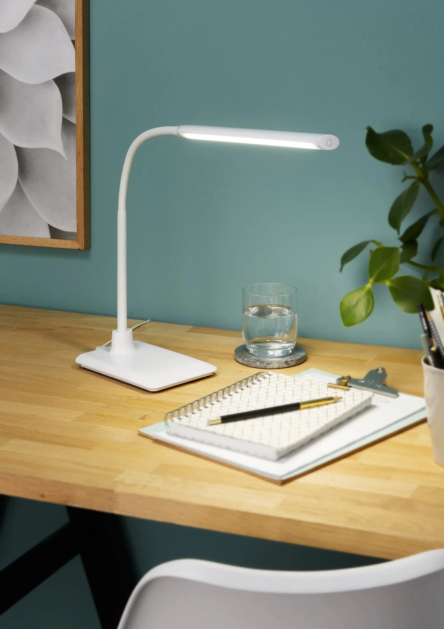 Eglo LED Tischleuchte Laroa weiß 32,5 x 12 cm dimmbar, neutralweiß