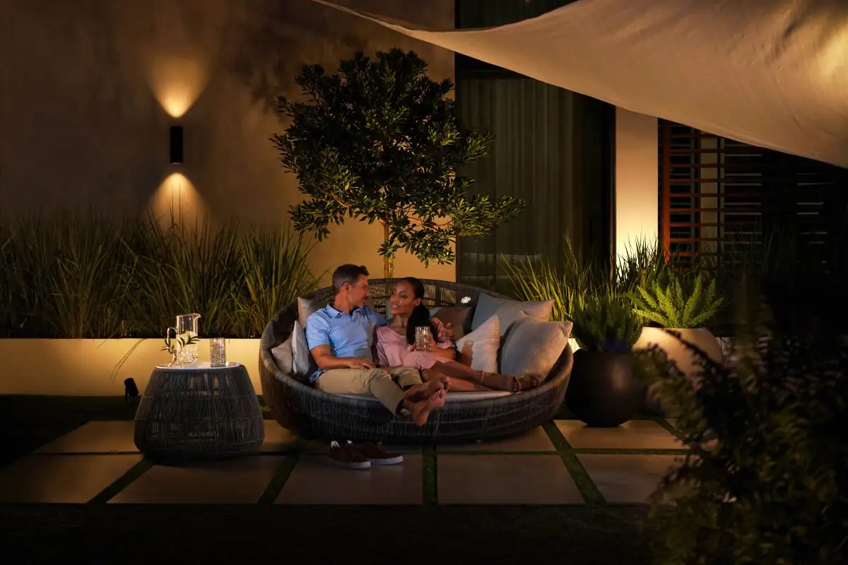 Philips Hue Außen-Spot White & Color Ambiance Lily schwarz RGB