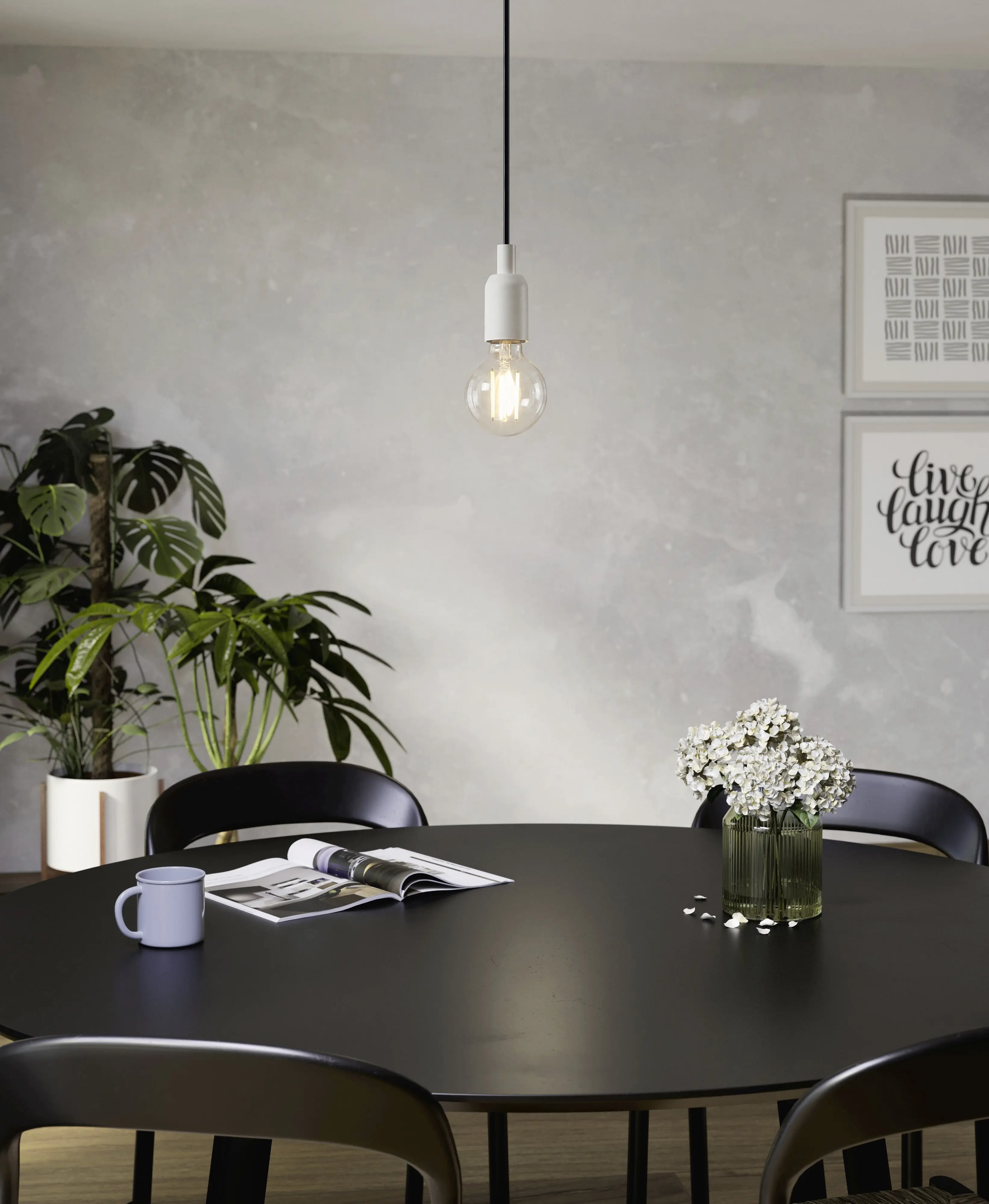 Eglo Connect LED-Leuchtmittel E27 G80 8 W klar