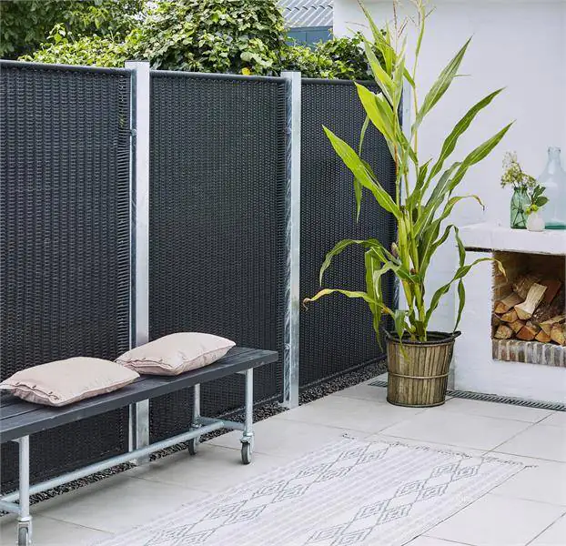 Plus Zaunelement Trend 115 x 170 cm schwarz