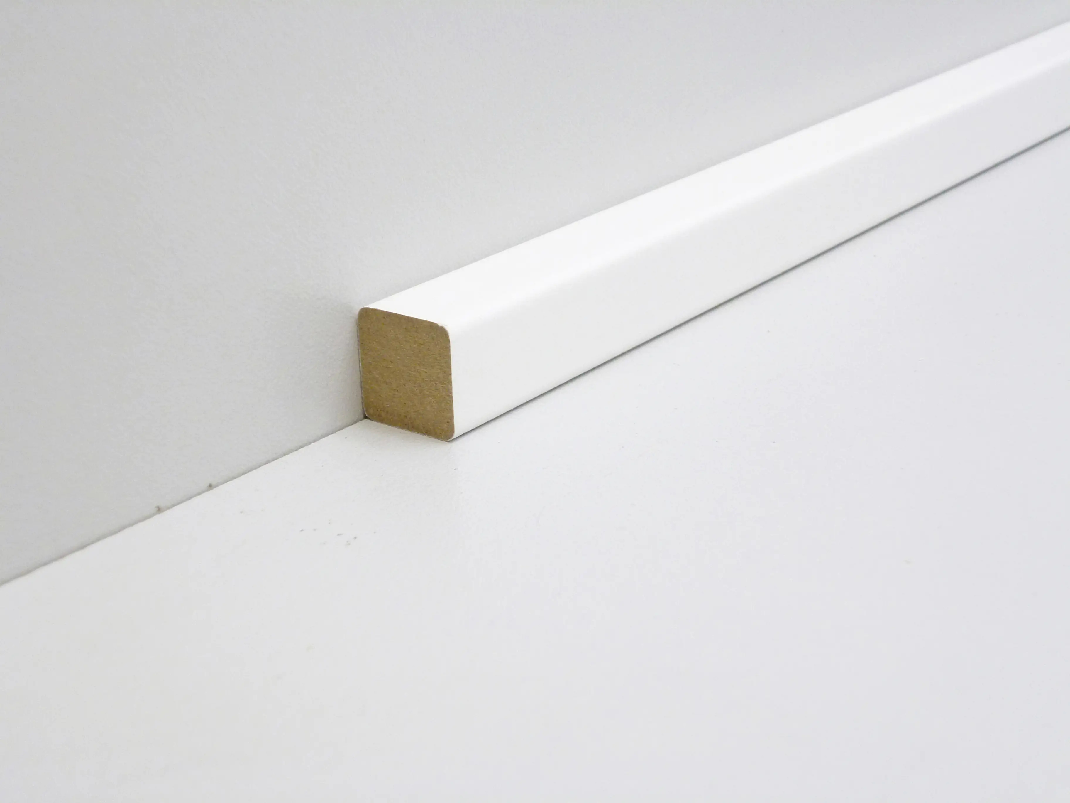 B.S. Bauprogramm Deckenabschlußleiste 250 cm 36 x 17 mm Eiche Sonoma