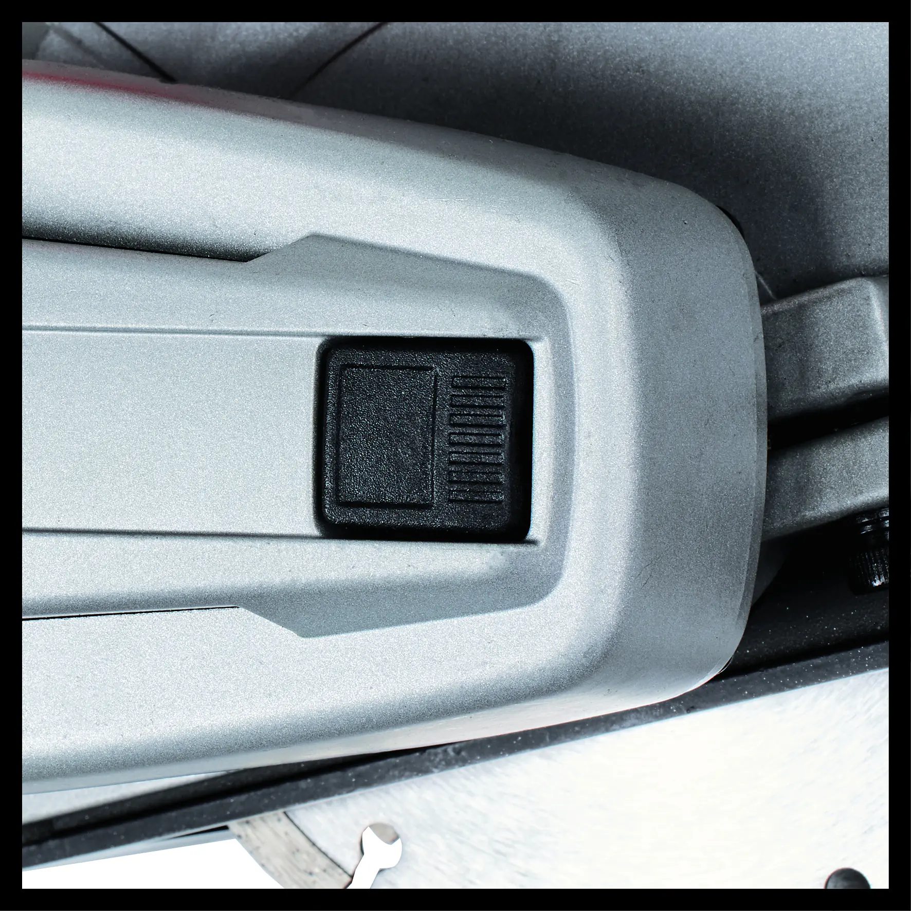 Einhell Expert Mauernutfräse TE-MA 1700