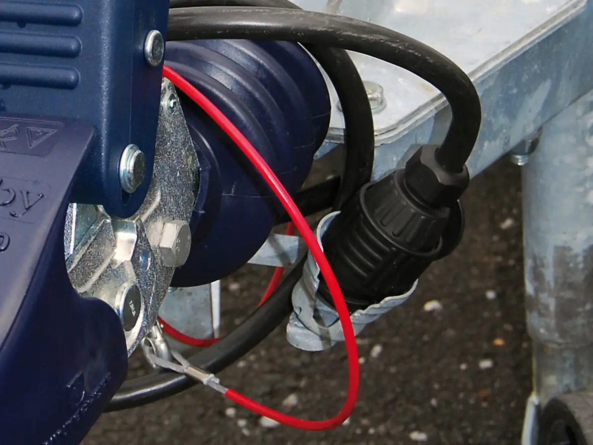 LAS Steckerhalter für 7- und 13-polige Stecker