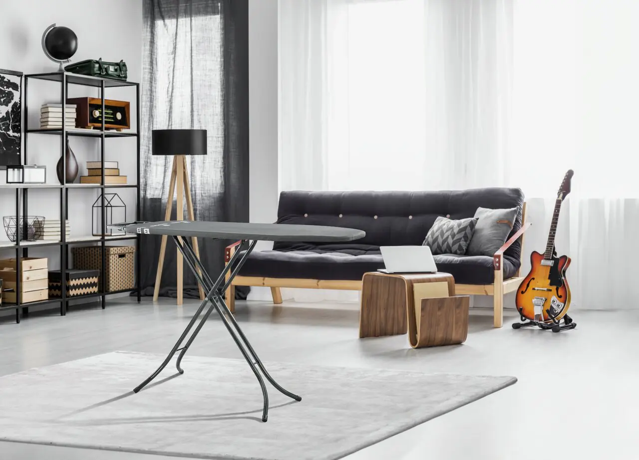 Leifheit Bügelbrett Classic M Black 120 x 38 cm