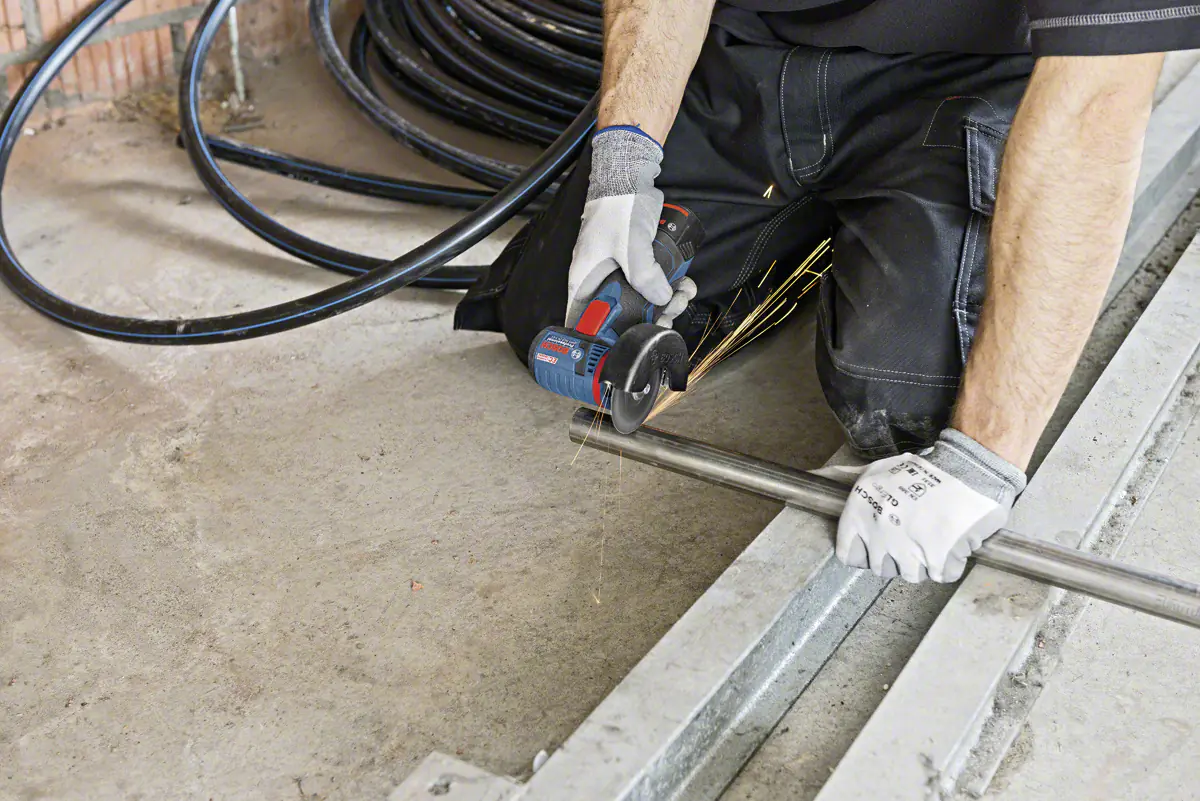 Bosch Professional Akku-Winkelschleifer GWS 12V 76 Solo