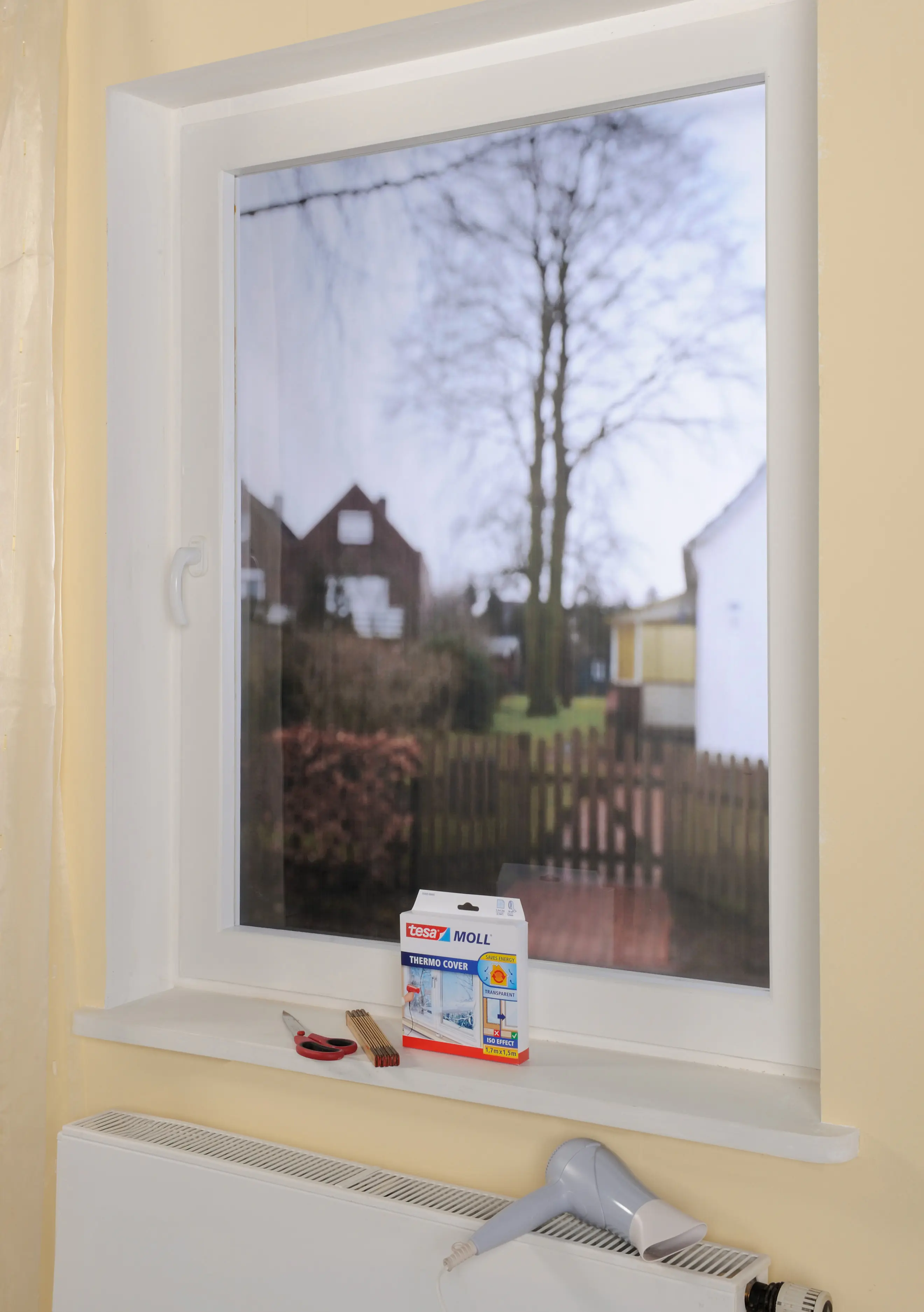 tesa Moll Fenster-Isolierfolie Thermo Cover 1,7 x 1,5 m