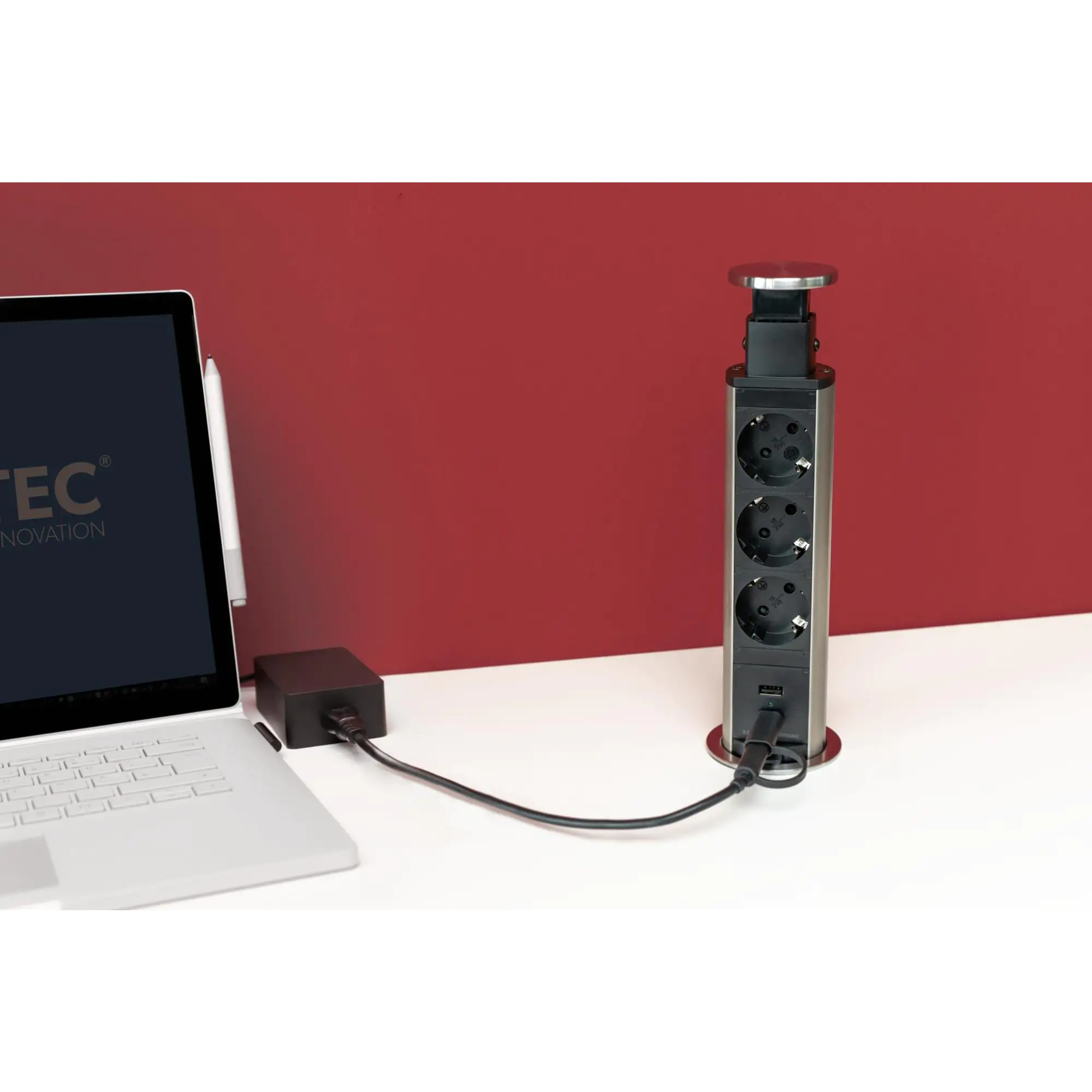 Unitec Einbausteckdosenleiste 3-fach 2m mit 2 x USB Tower, silber