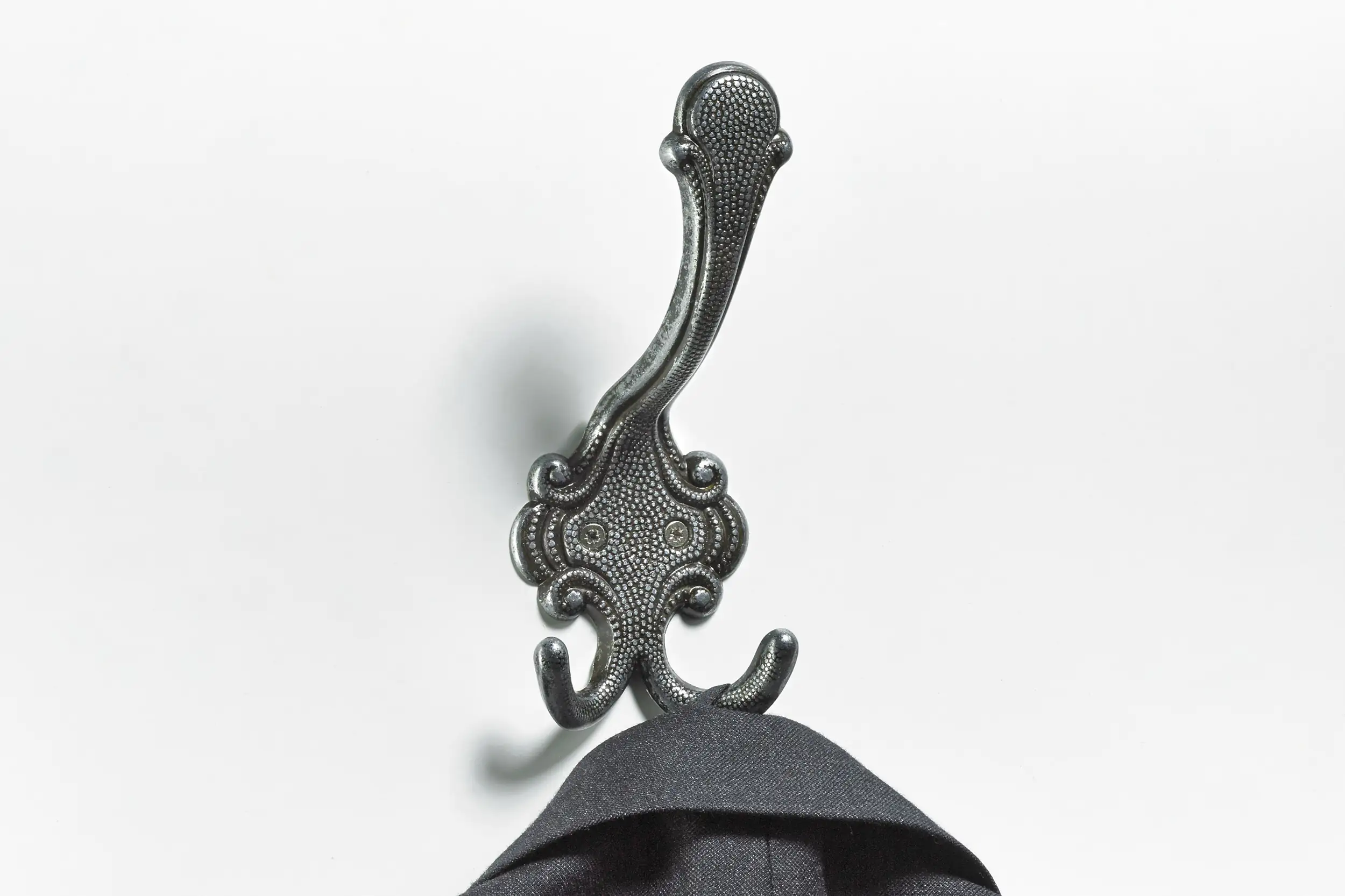 Hettich Hut- & Mantelhaken 14,5 x 5,8 x 7 cm  brüniert silber - 1 Stück