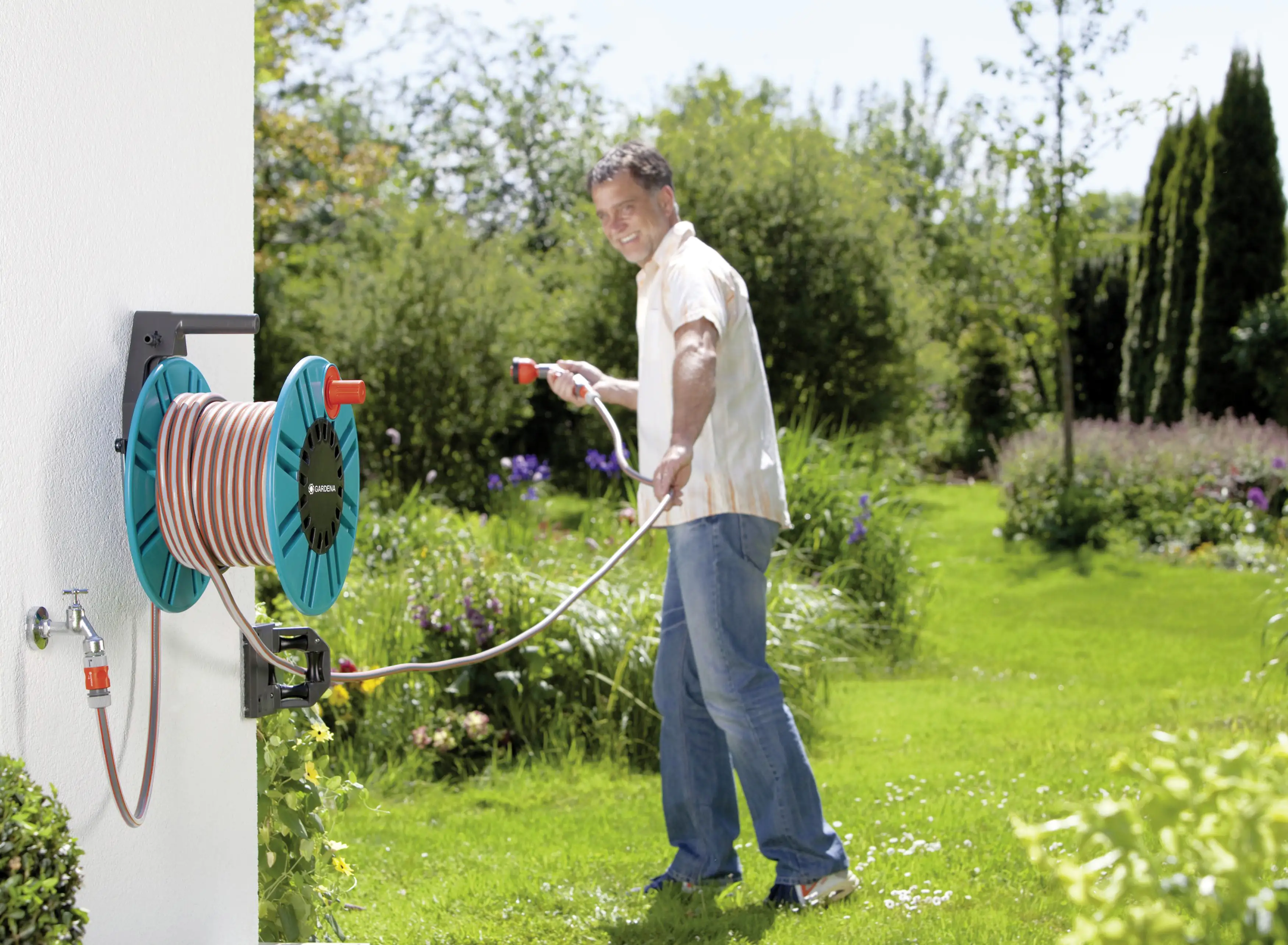 Gardena Wandschlauchhalter Classic mit Schlauchführungsrolle