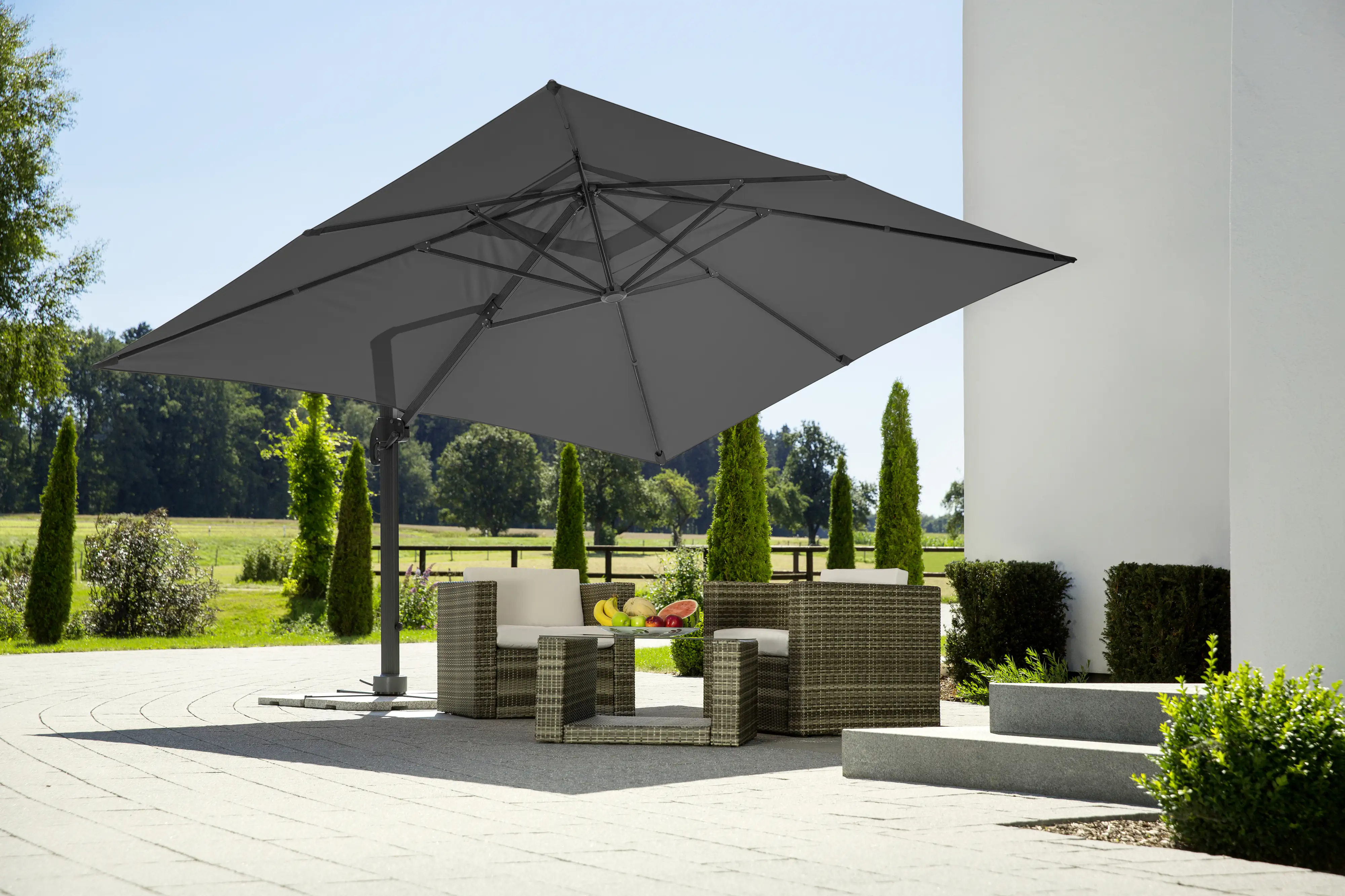 Schneider Ampelschirm Rhodos Grande anthrazit 300 x 400 cm inkl. Sonnenschirmhülle