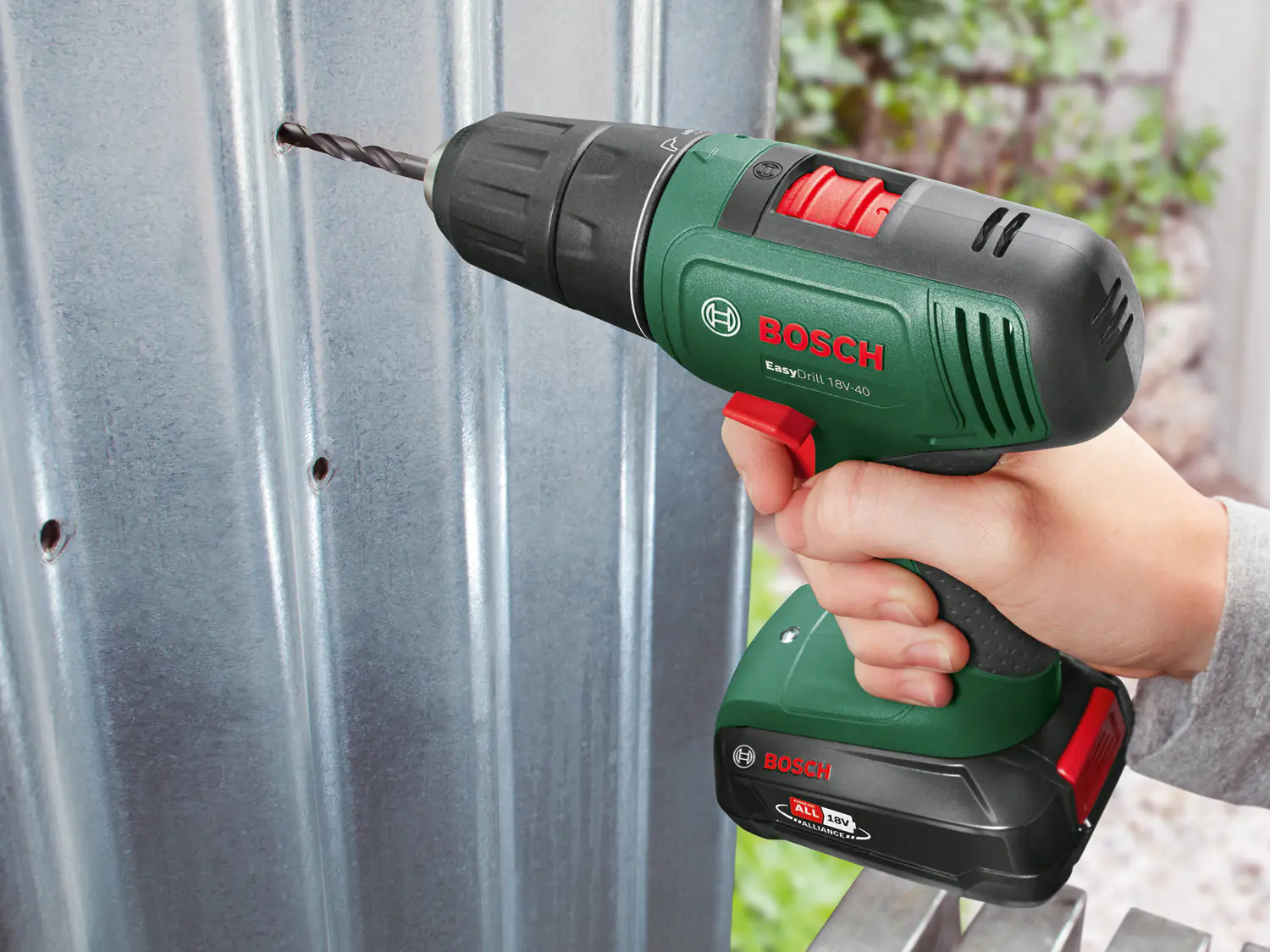 Bosch Akku-Schrauber EasyDrill 18V-40 2,0-Ah-Akku & Ladegerät