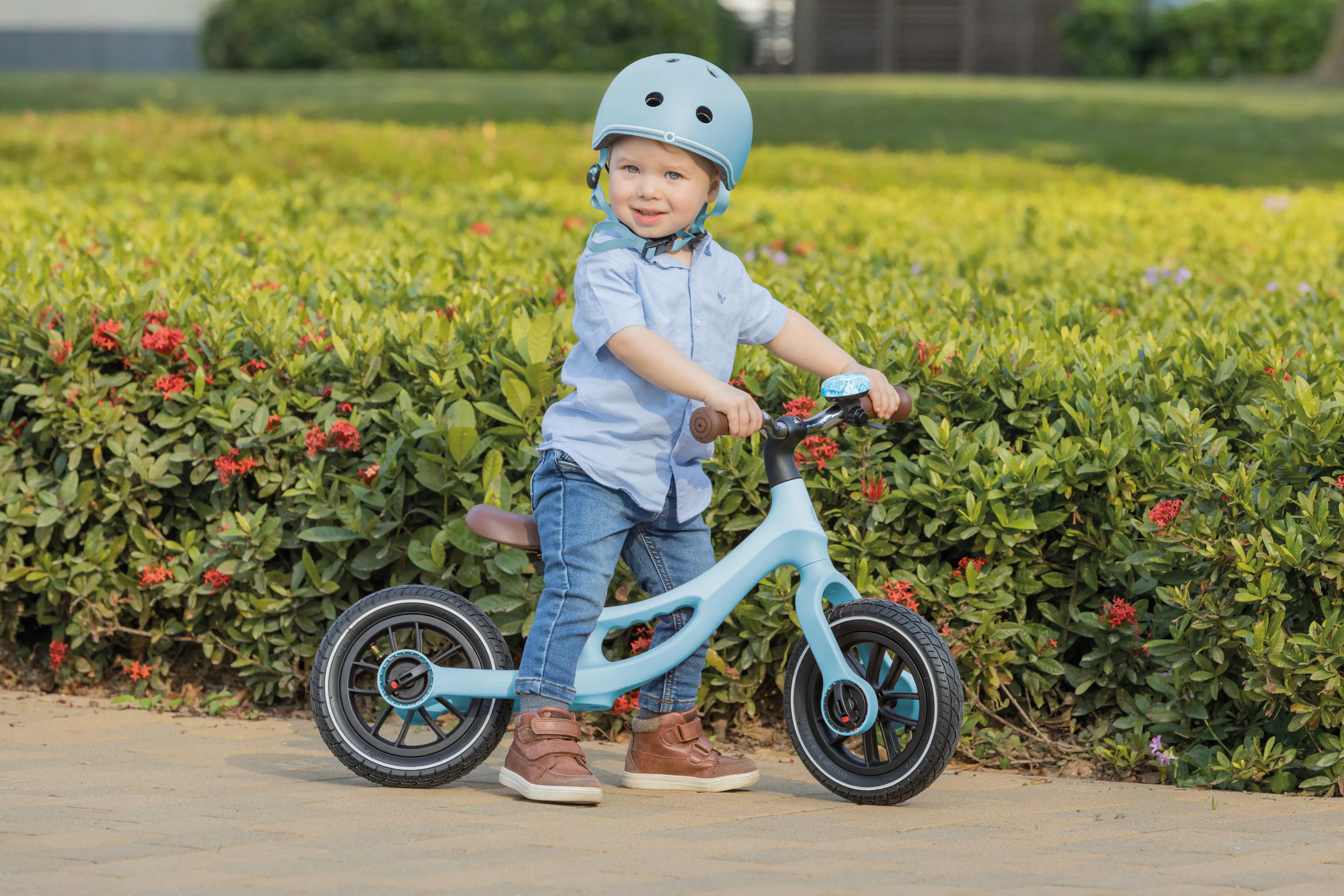 Globber Laufrad Go Bike Elite Air pastellblau