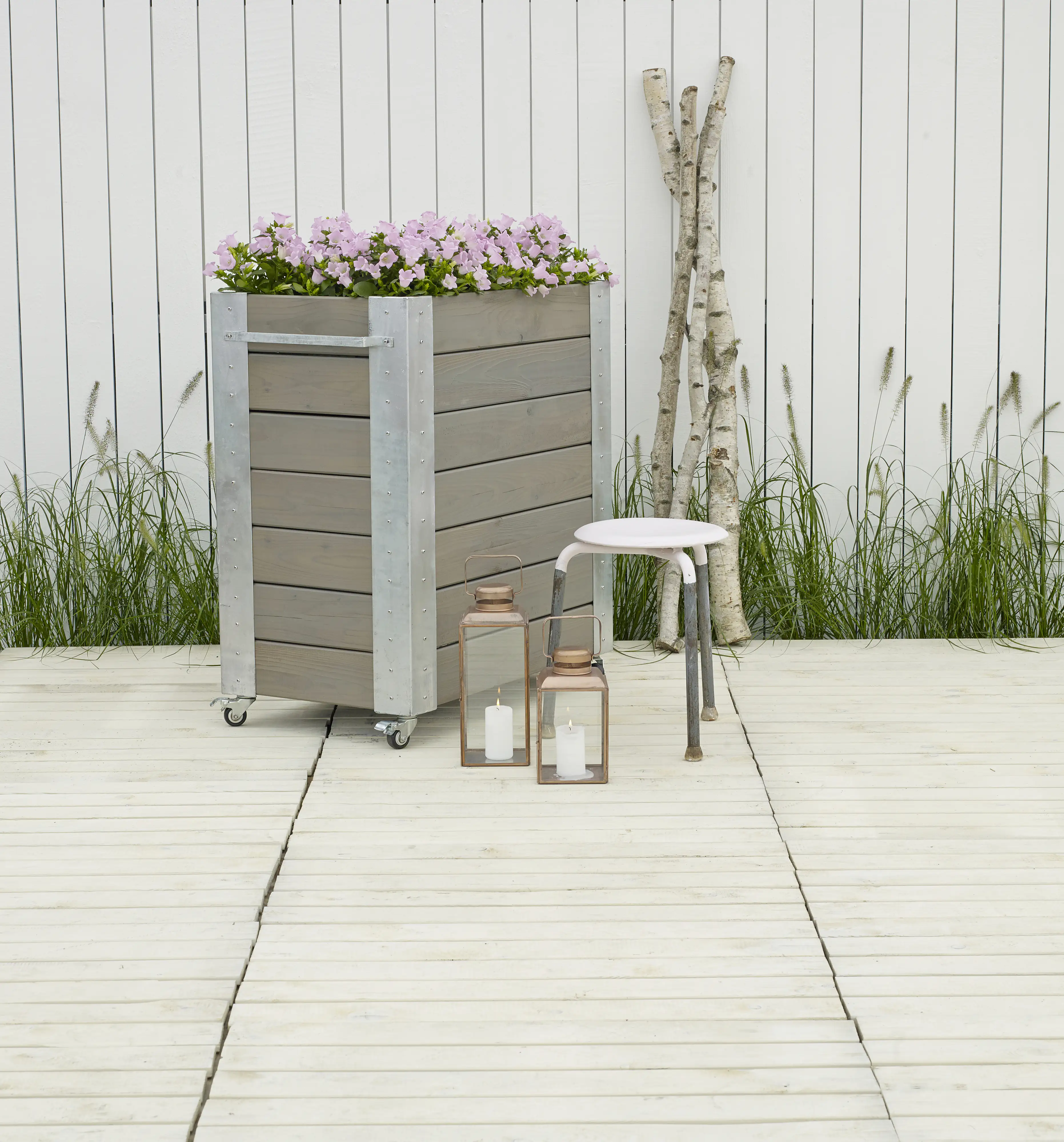 Plus Blumenkasten Cubic 87 x 50 x 95 cm graubraun mit Räder