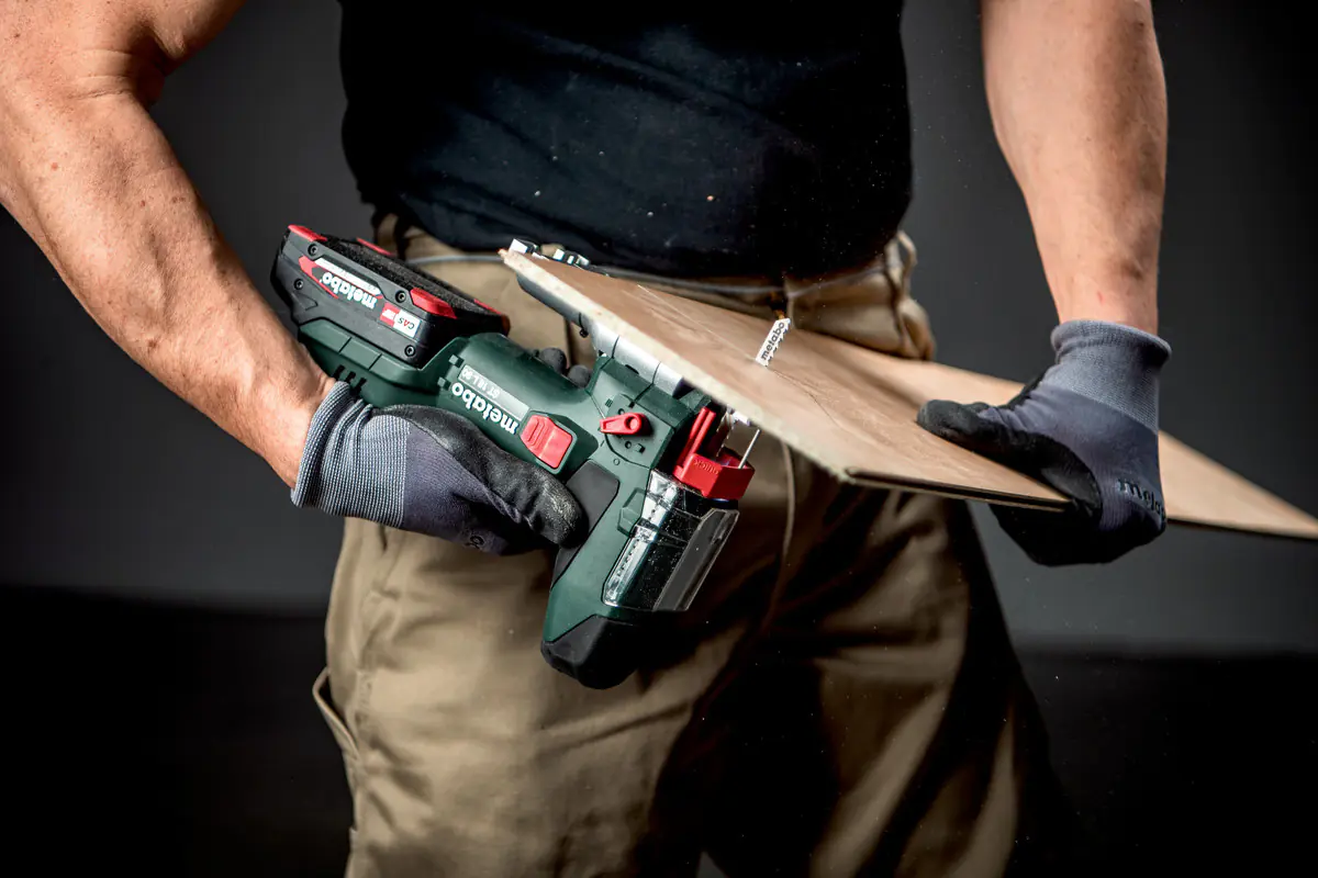 Metabo Akku-Stichsäge ST 18 L 90 18V in metaBox 145 L