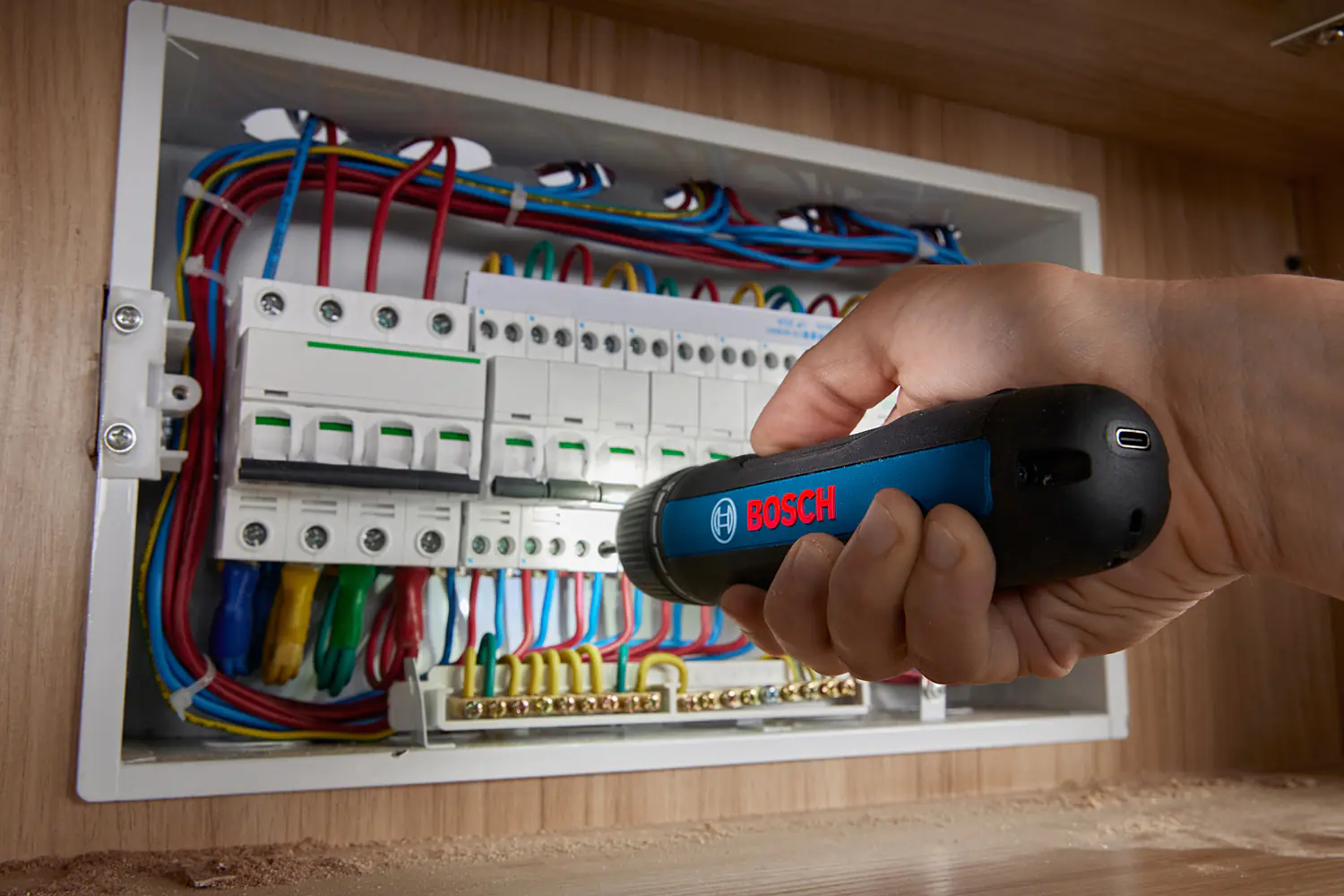 Bosch Professional Akku-Schrauber Go 3