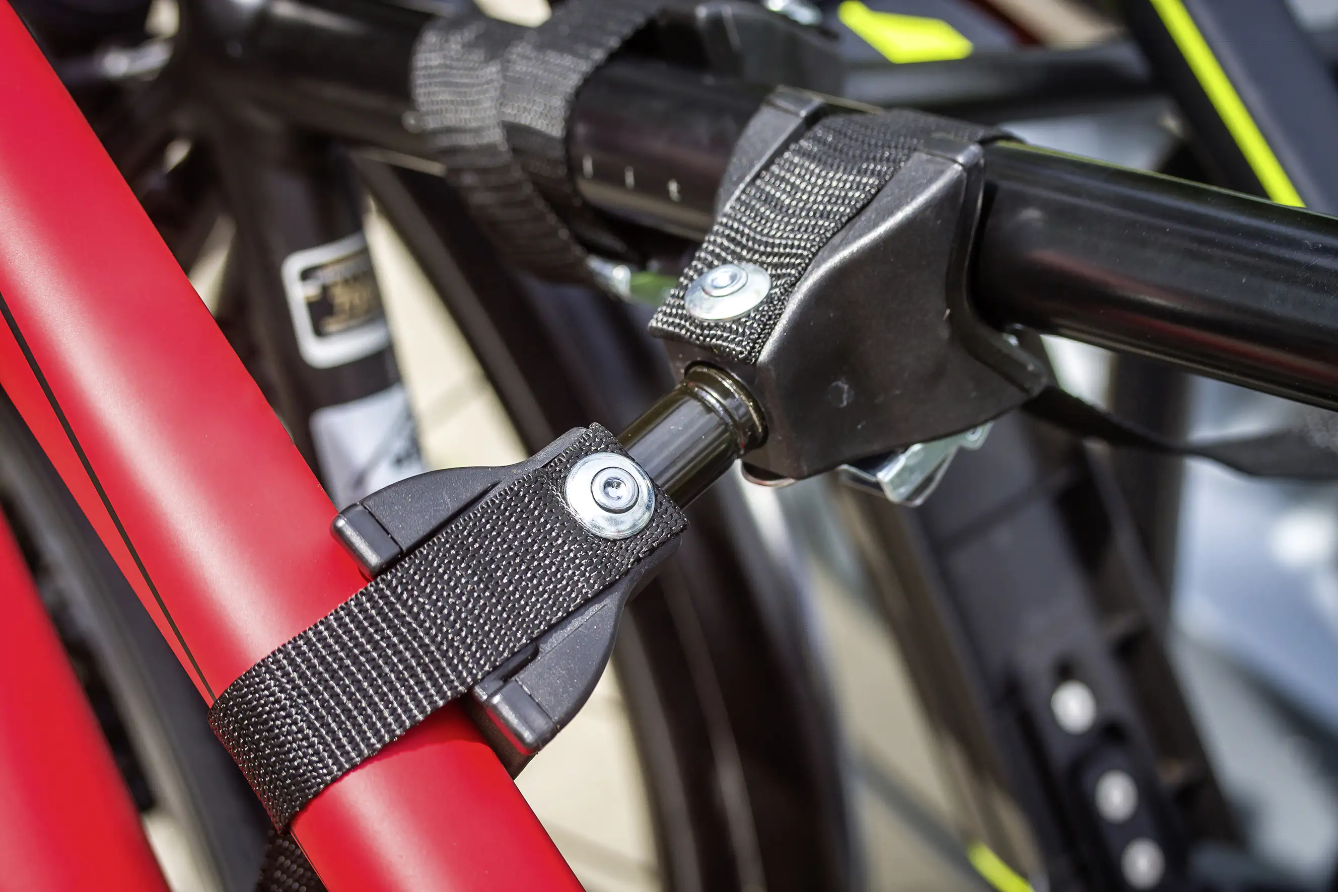 EUFAB Fahrradheckträger Amber III für 3 Fahrräder abklappbar