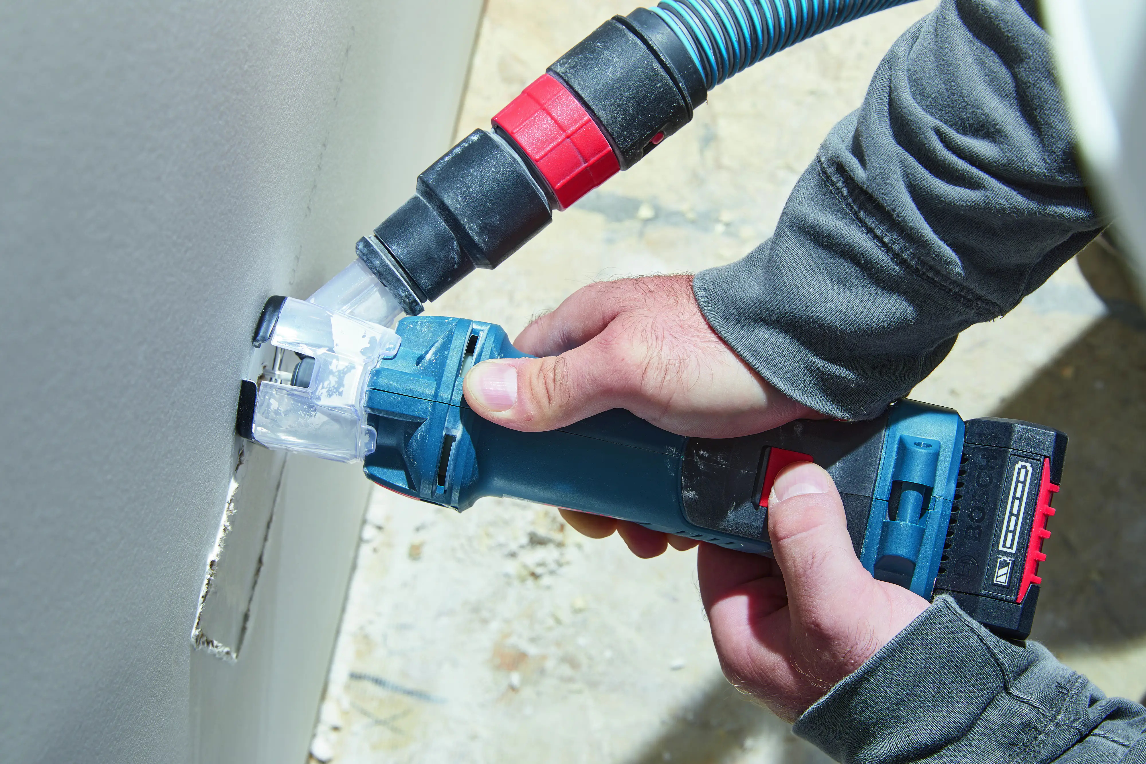 Bosch Professional Akku-Trockenbaufräse GCU 18V-30, ohne Akku und Ladegerät