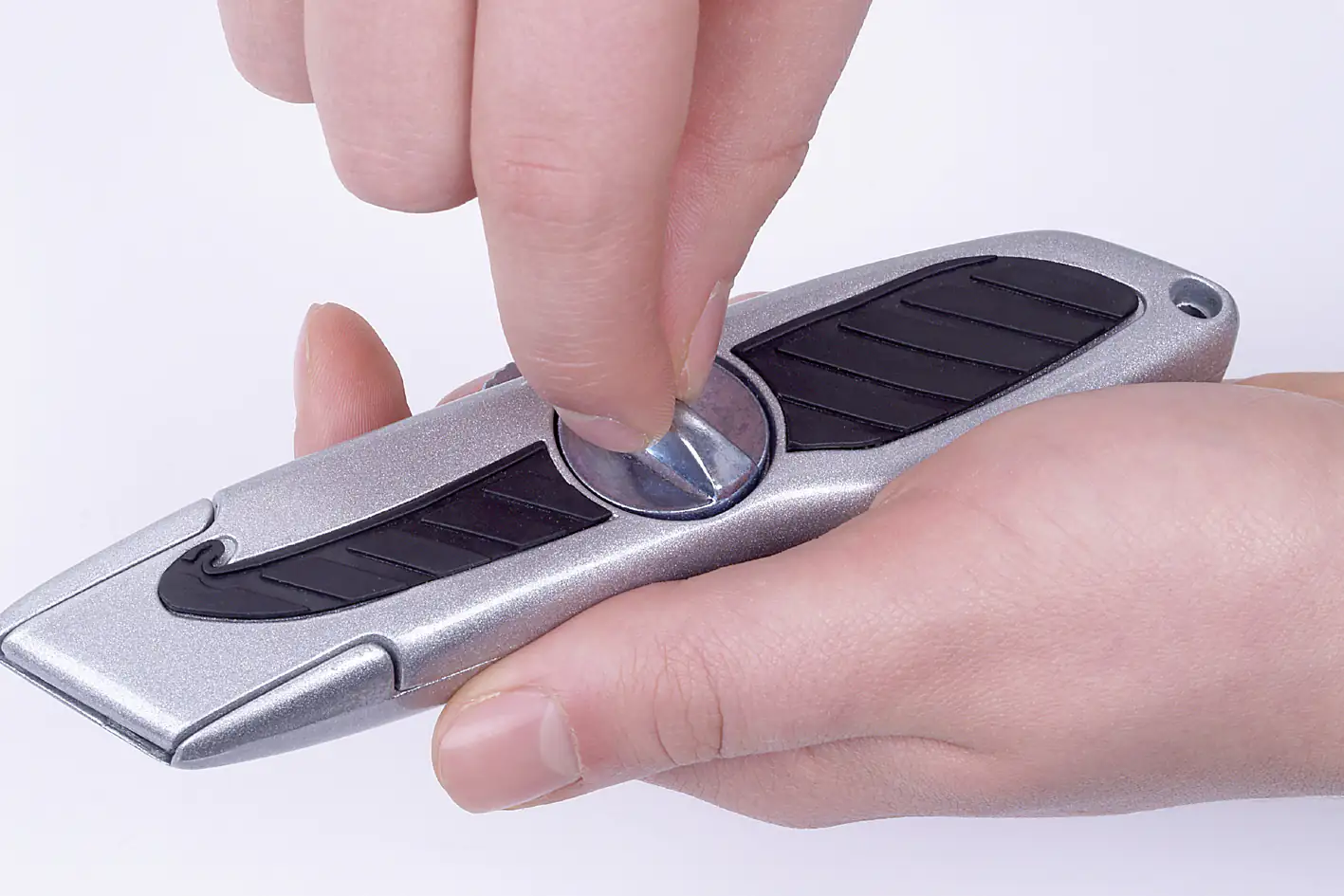 Wolfcraft Cuttermesser inkl. 1 Ersatzklinge Metallgehäuse
