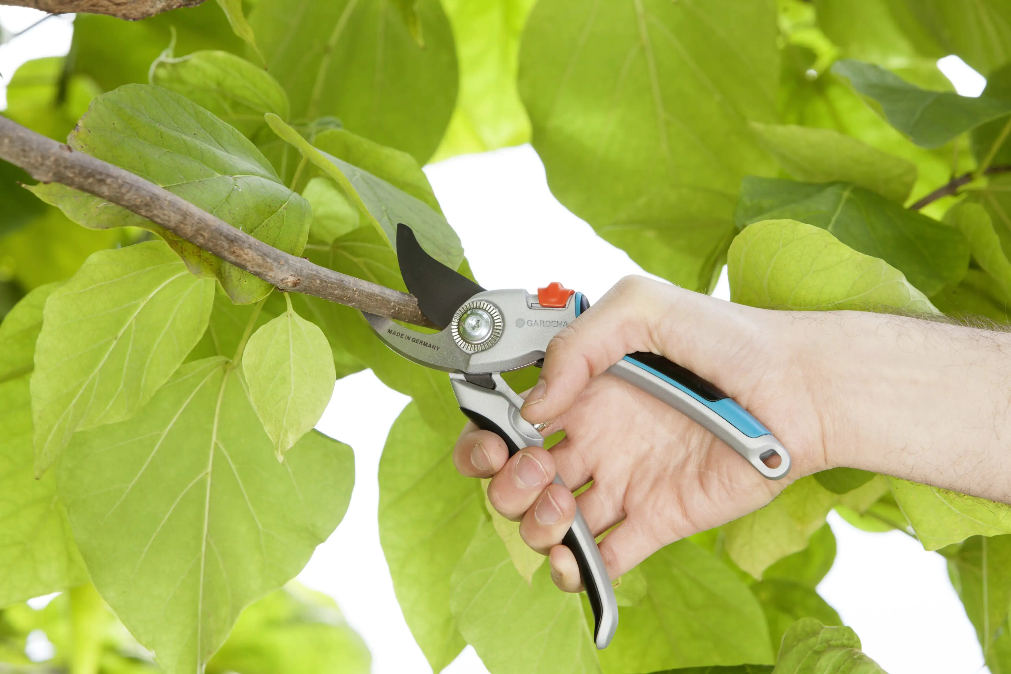Gardena Alu-Gartenschere B/L bis zu Ø 25 mm Schnittstärke