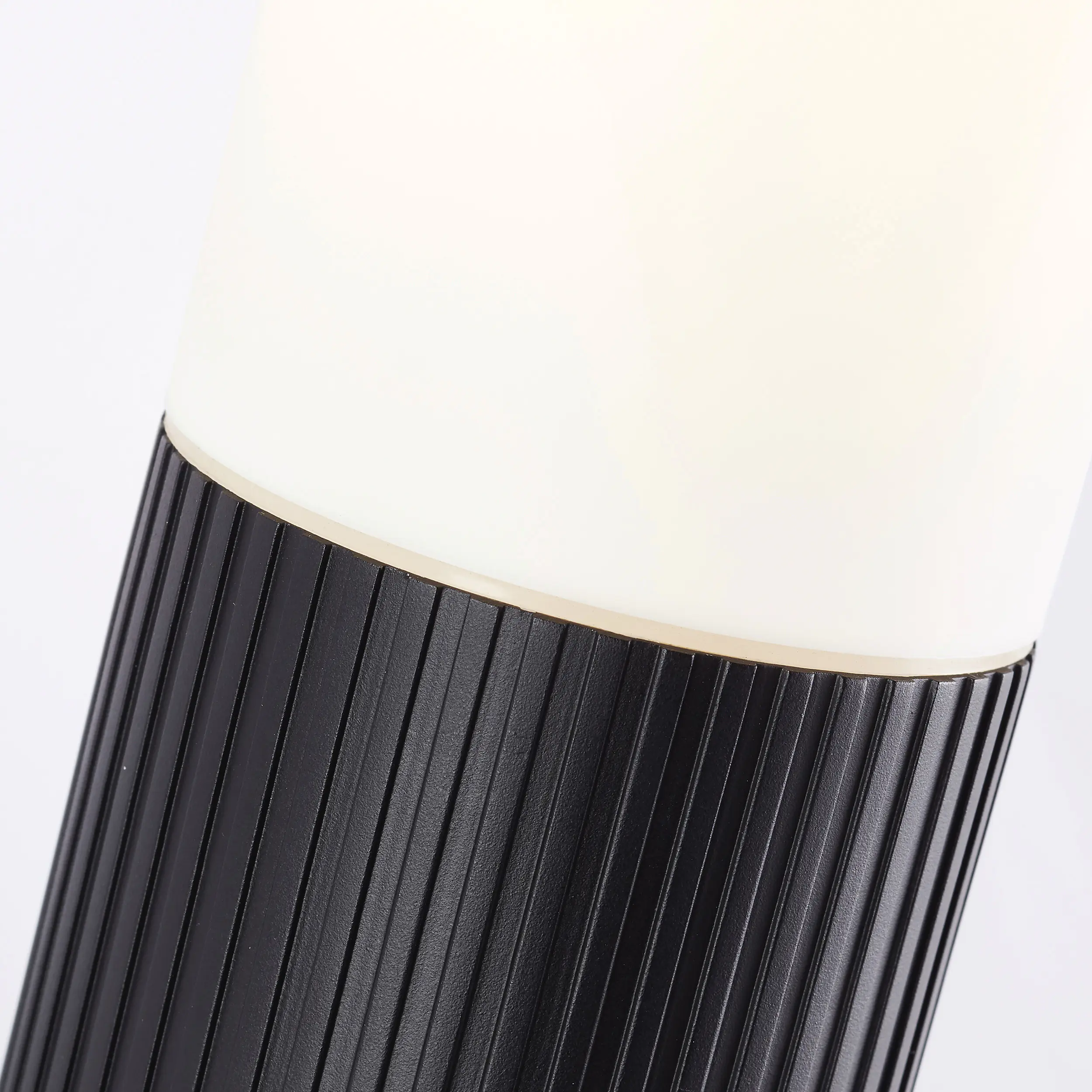 Brilliant Außenwandleuchte Cassio 40 x 17 cm schwarz matt