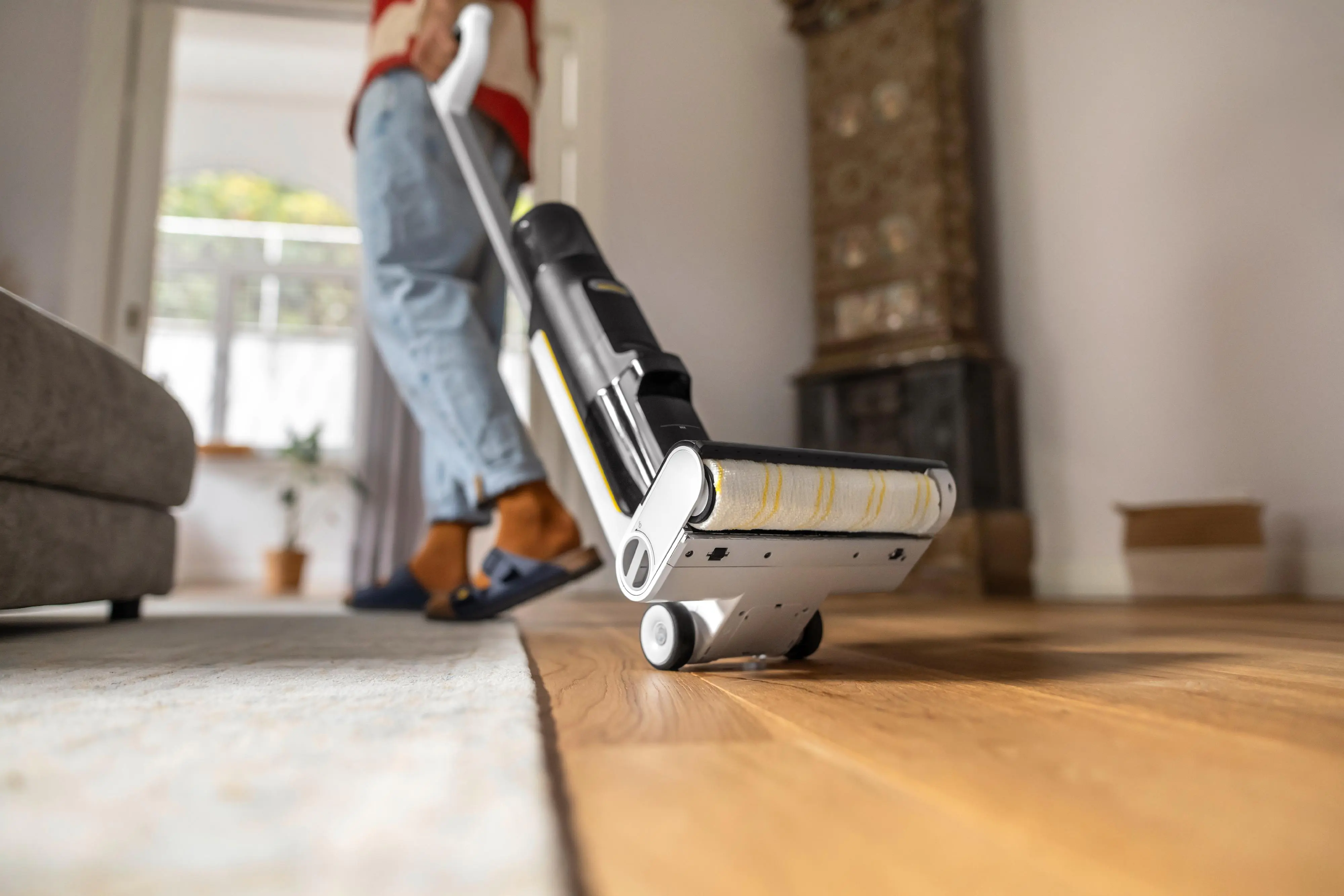 Kärcher Saugwischer FCV 3 mit Xtra!Clean 3in1 Saugen, Wischen, Trocknen