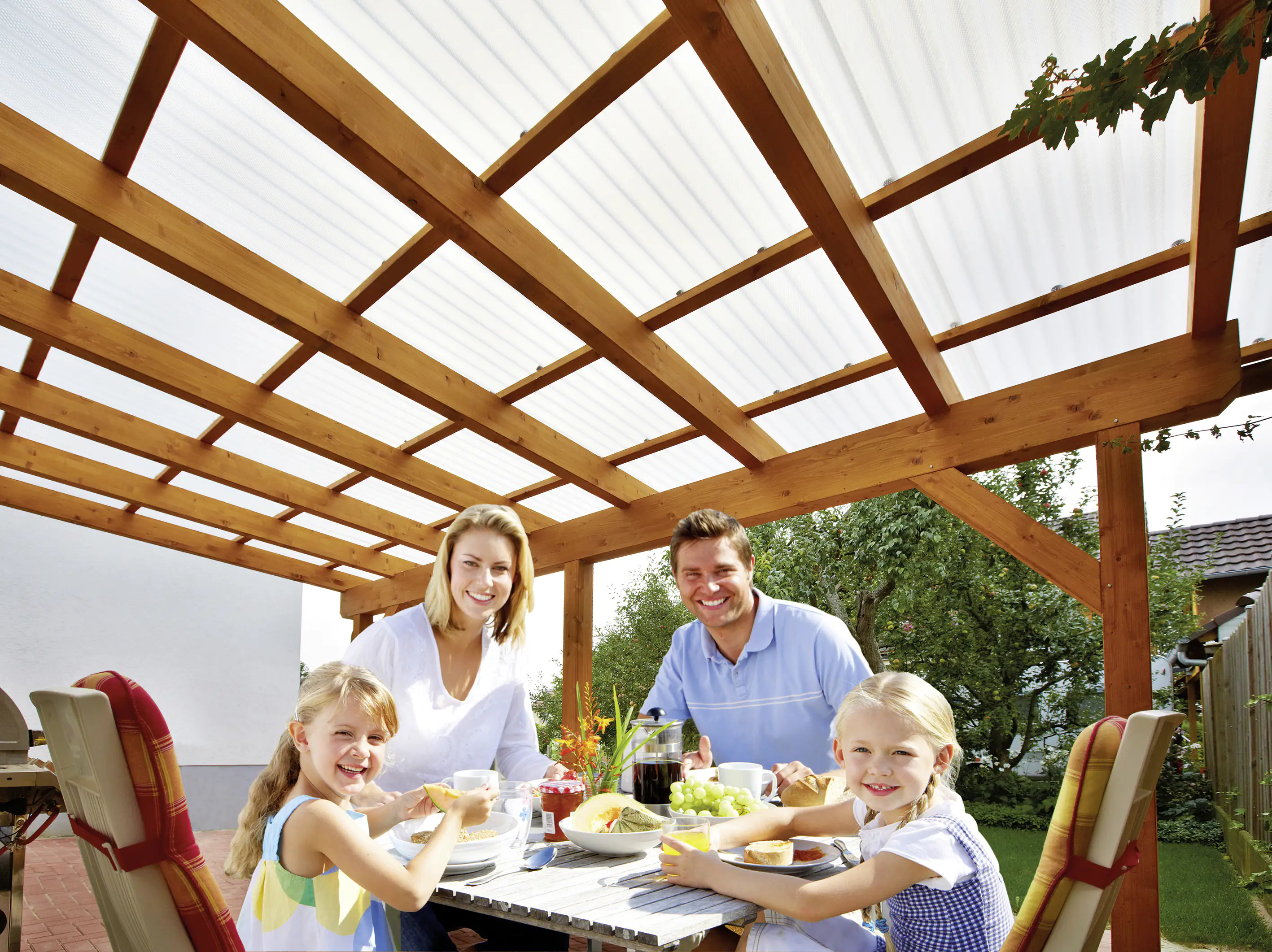 Gutta Polycarbonat-Wellplatte Wabe Sinus 76/18 200 x 104,5 cm 2,6 mm klar