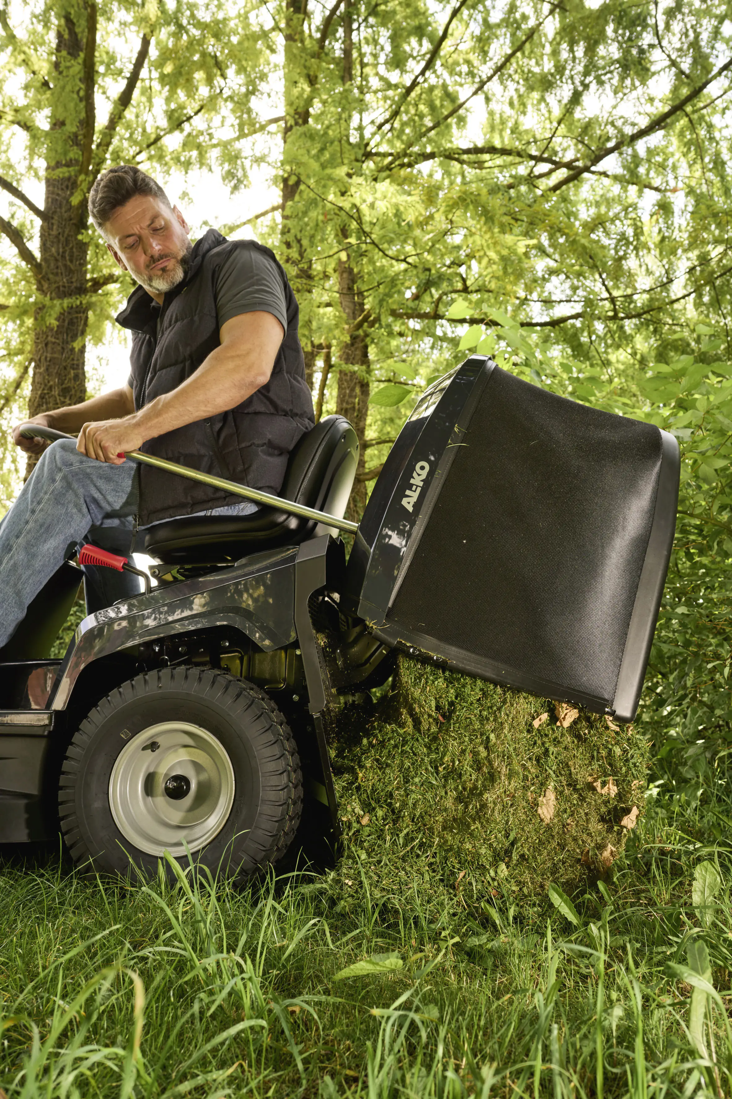 AL-KO Benzin-Rasentraktor Comfort 14-86.6 HD-A 8,8 kW 86 cm Schnittbreite Heckauswurf