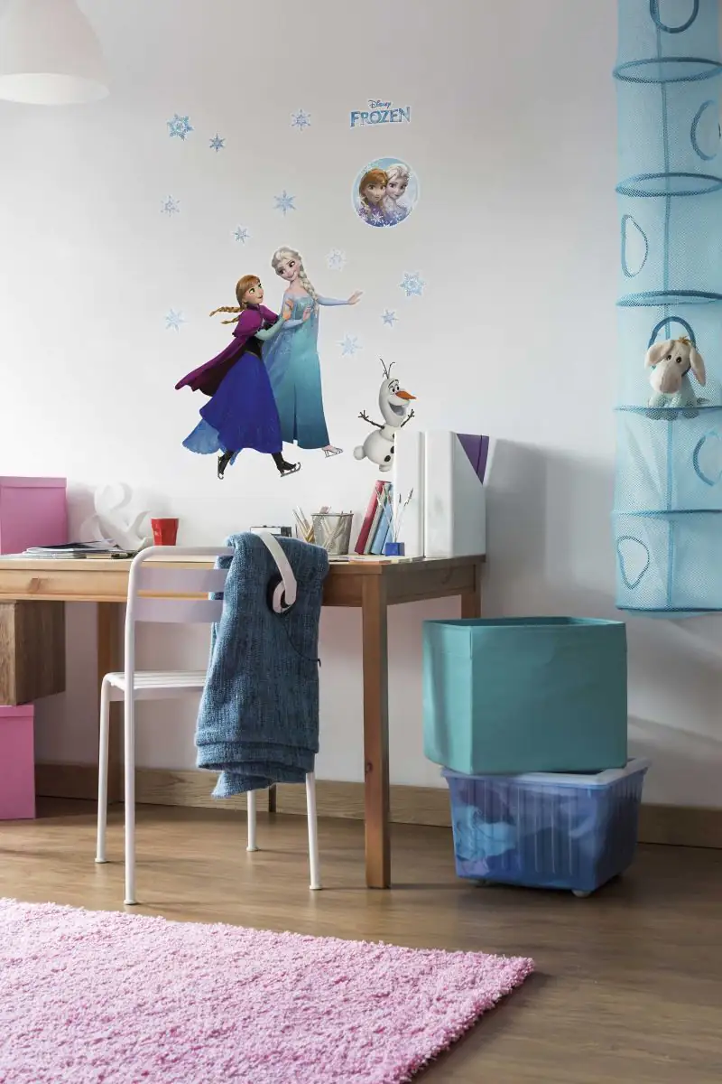 Komar Decosticker Anna & Elsa 50 x 70 cm