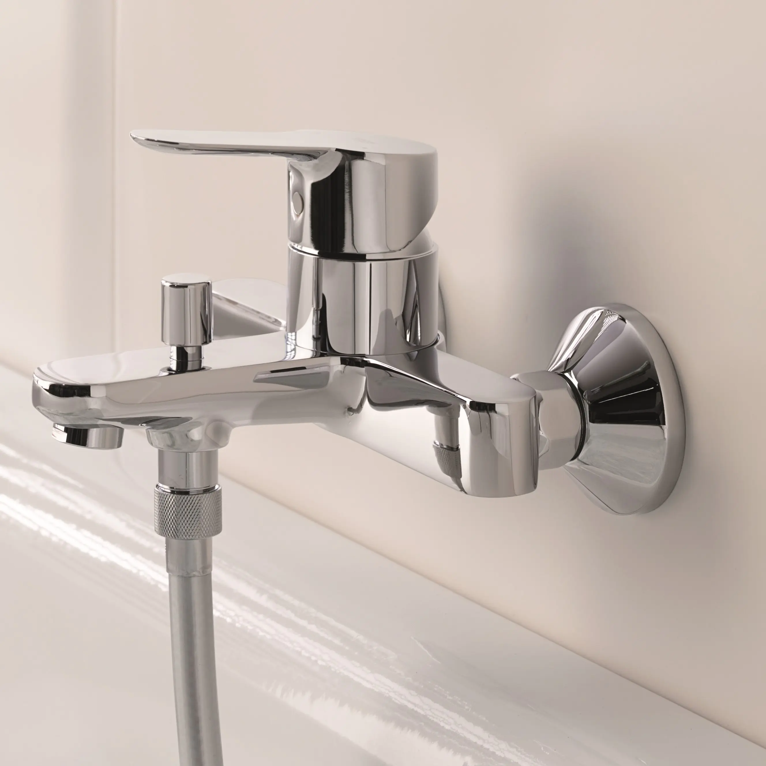 Grohe Badewannenarmatur Edge verchromt