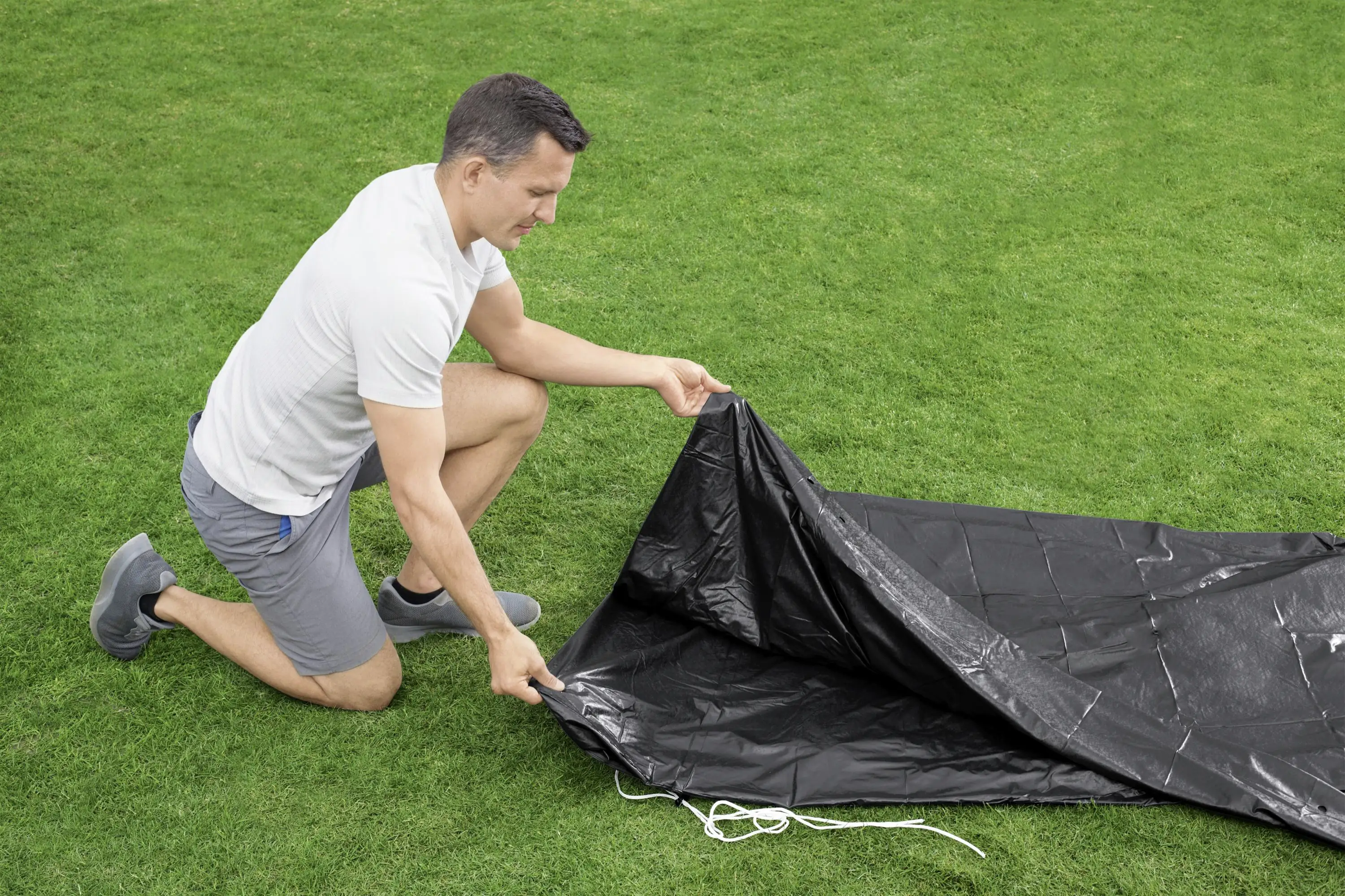 Bestway Abdeckplane PVC Flowclear schwarz Ø 555 cm
