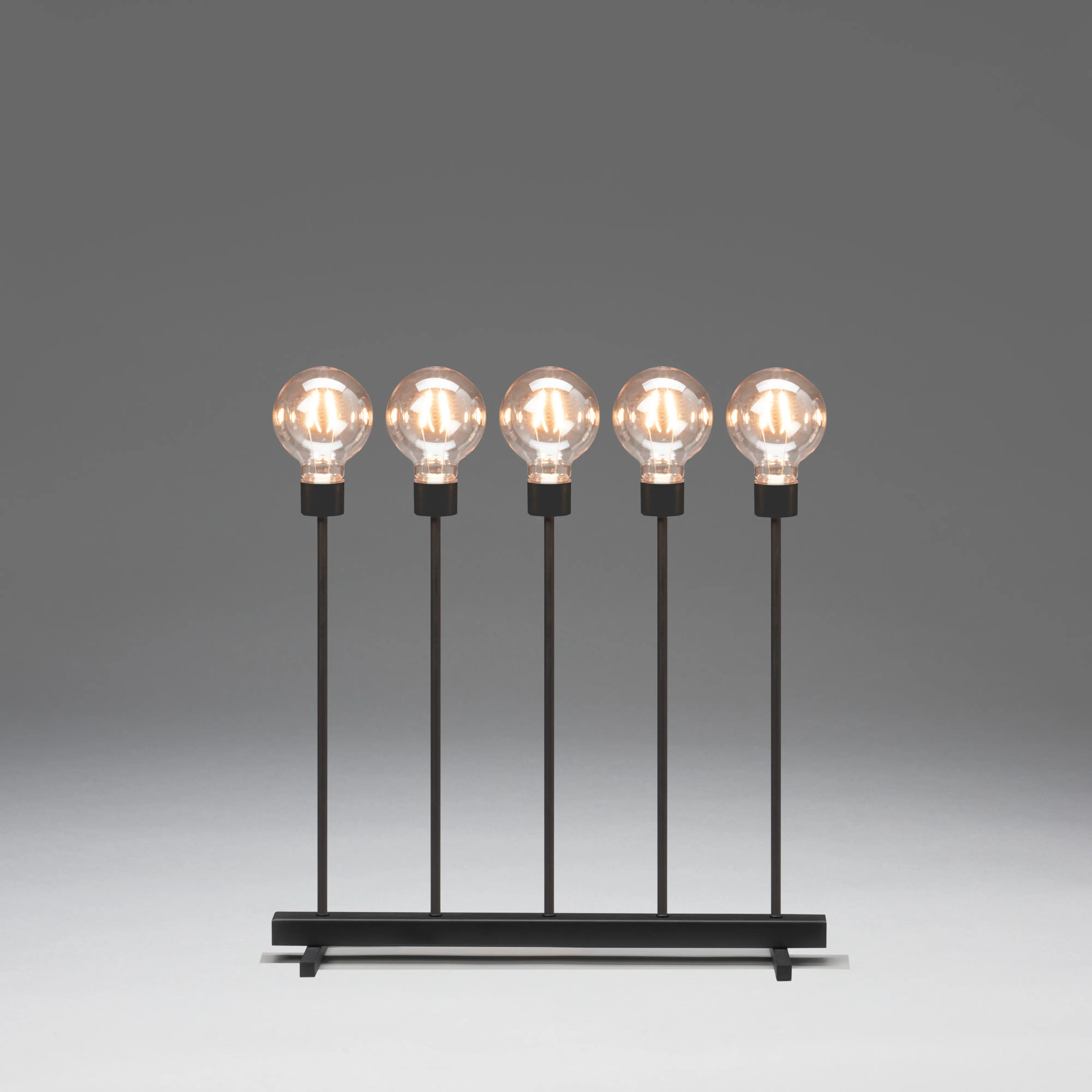 Konstsmide LED Leuchte gerade dimmbar 5 runde Globes & 10 Dioden bernstein