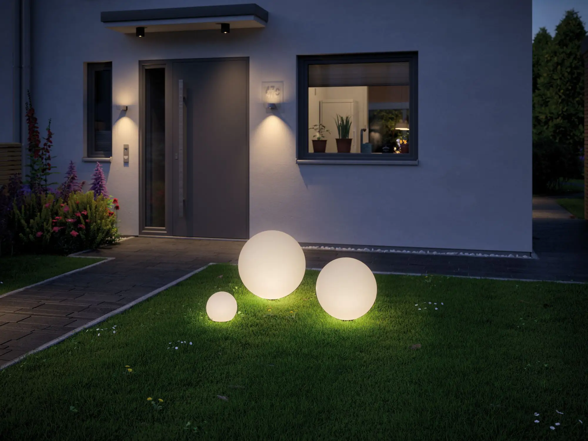Paulmann Plug & Shine Lichtobjekt Globe Outdoor 20 cm warmweiß