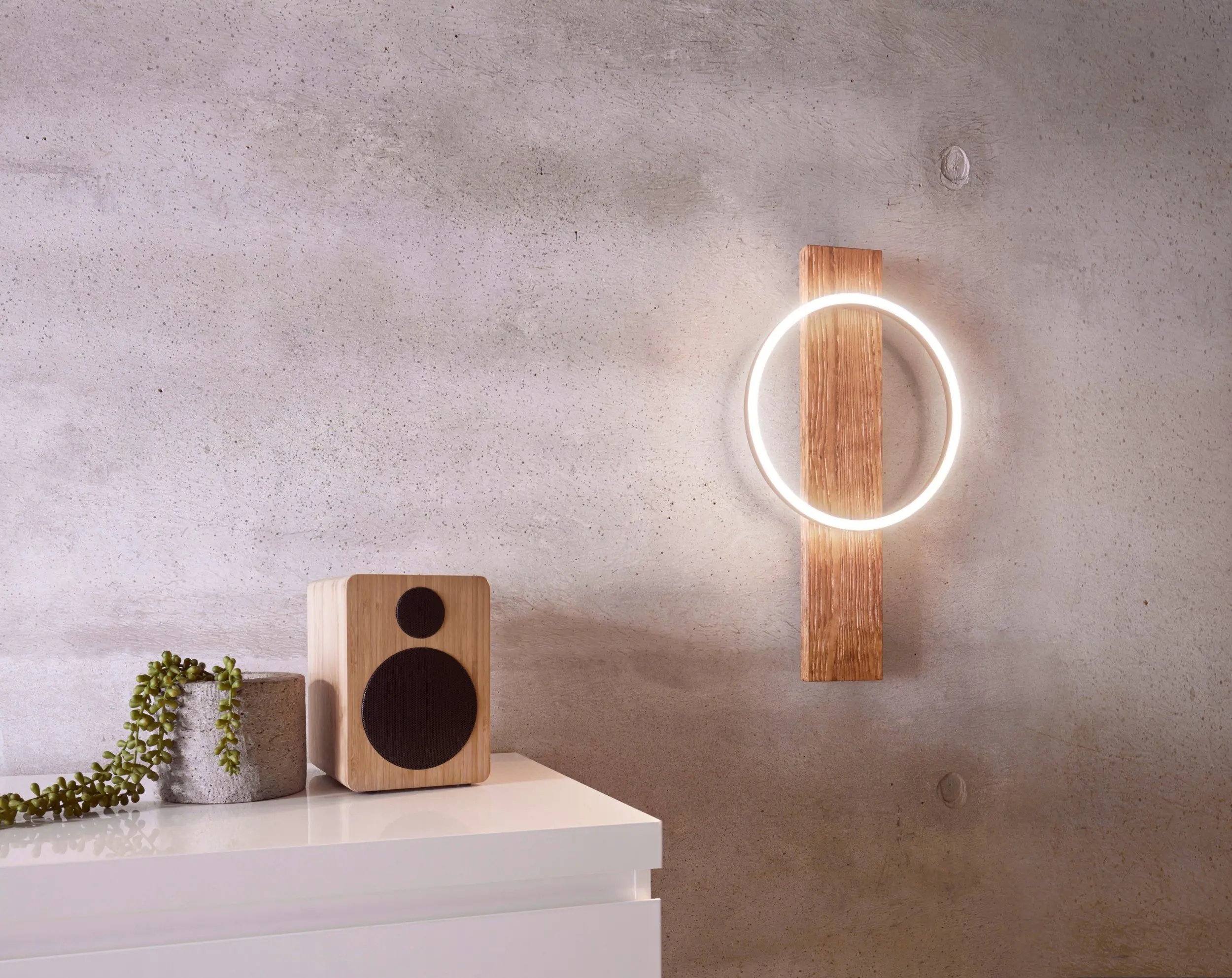 Eglo LED Wandleuchte Boyal schwarz-braun-rustikal 56 x 30 cm warmweiß