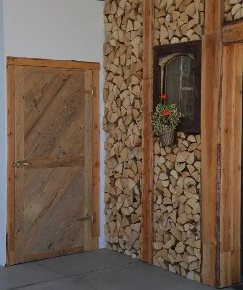 Schwartenbrett aus Lärche 200 cm 100-300 x 18 mm unbehandelt
