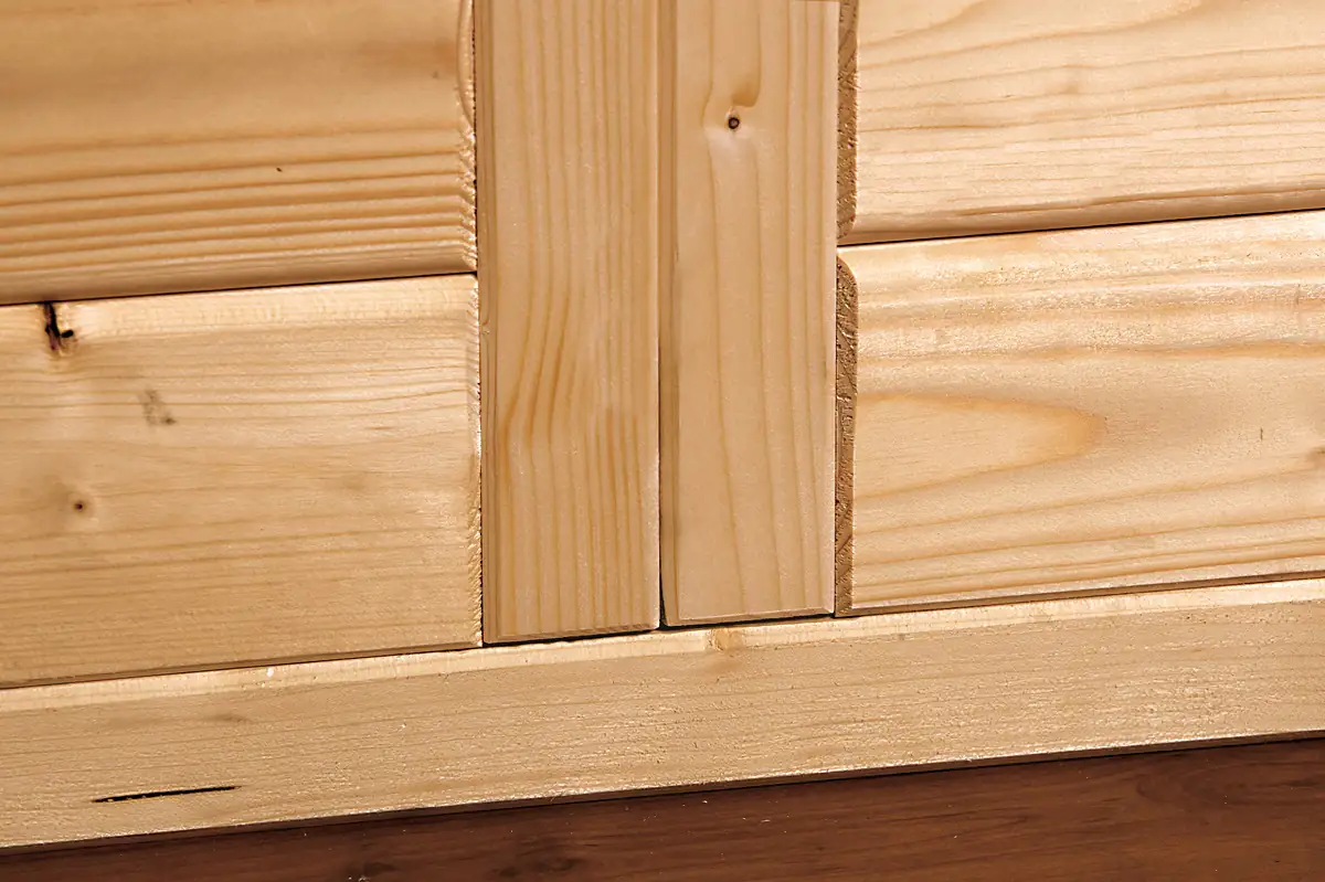 Weka Massivholz-Element-Sauna Laukkala 3 mit Glastür und Fenster