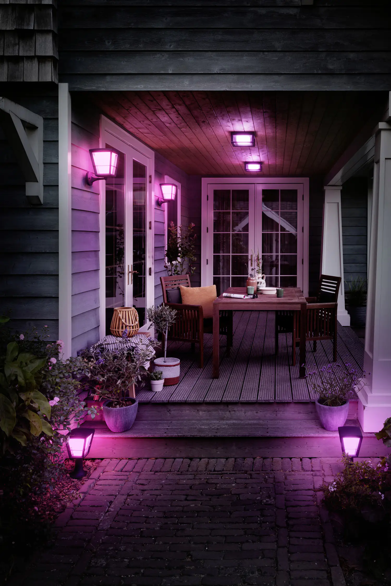 Philips Hue LED Sockelleuchte White & Color Ambiance Econic 32,2 cm